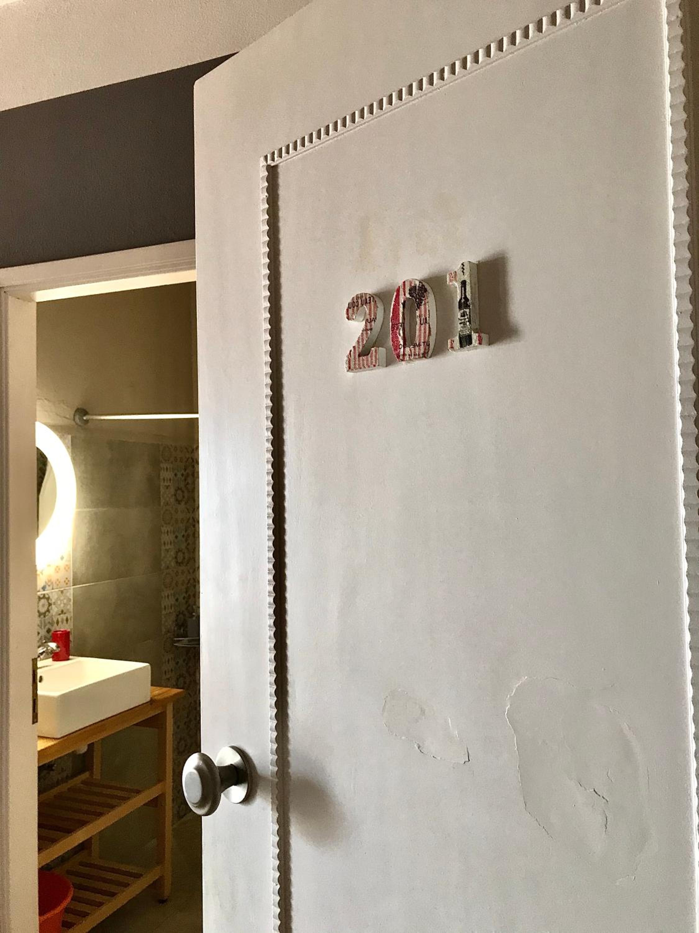 Eleana Apartments