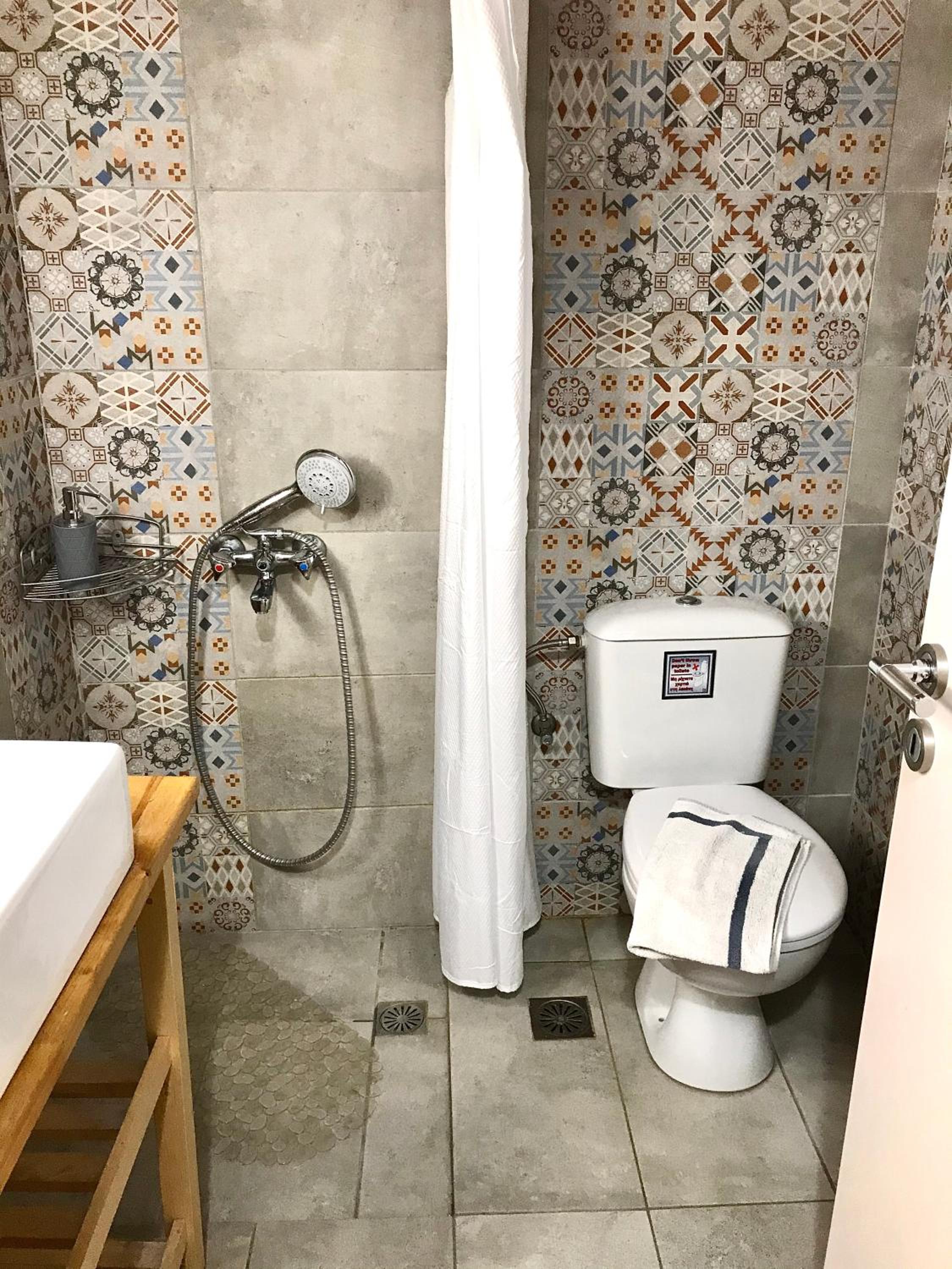 Eleana Apartments