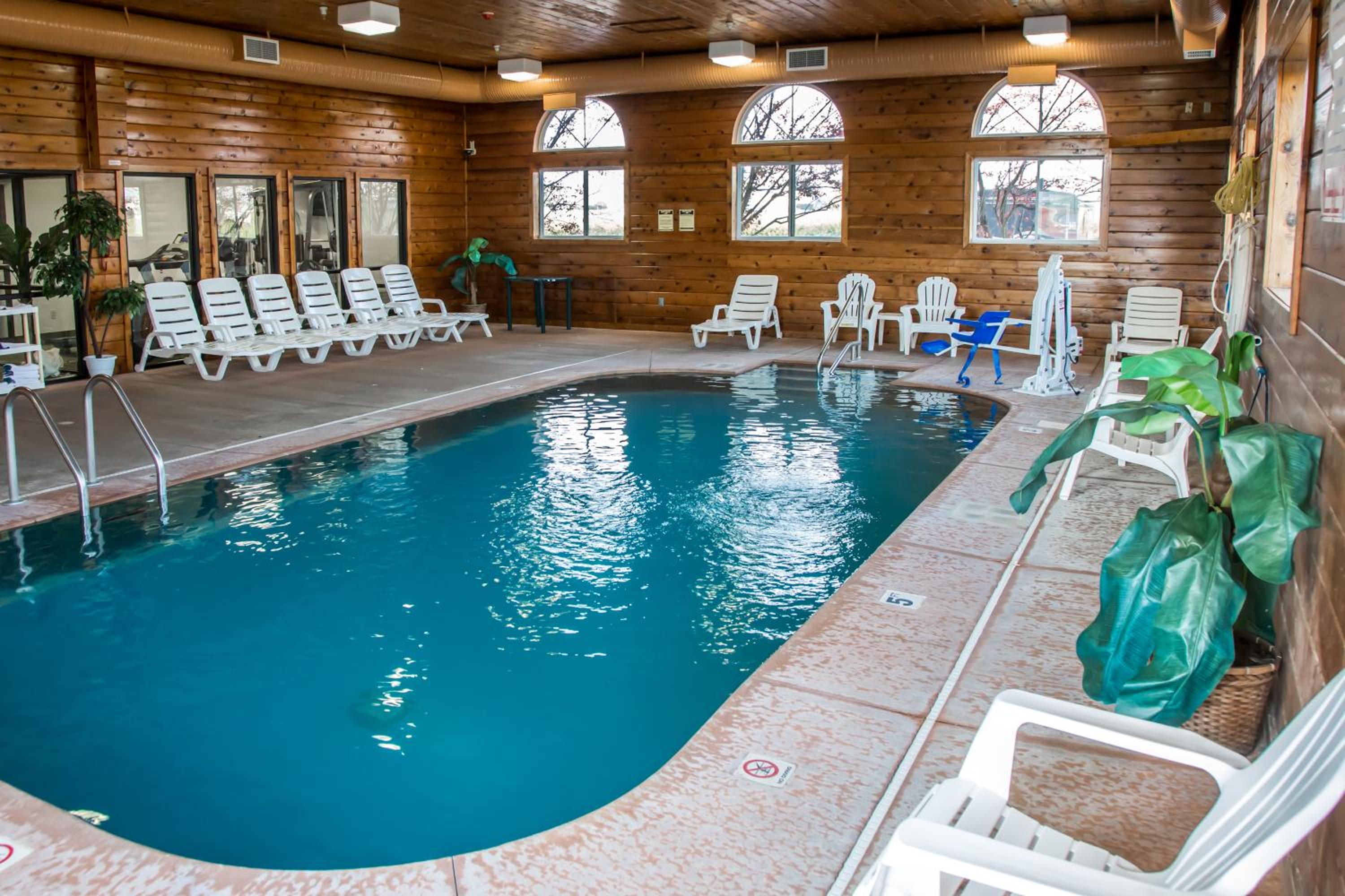 Rockford Vacations - Quality Inn  Suites Loves Park near Rockford - Property Image 1