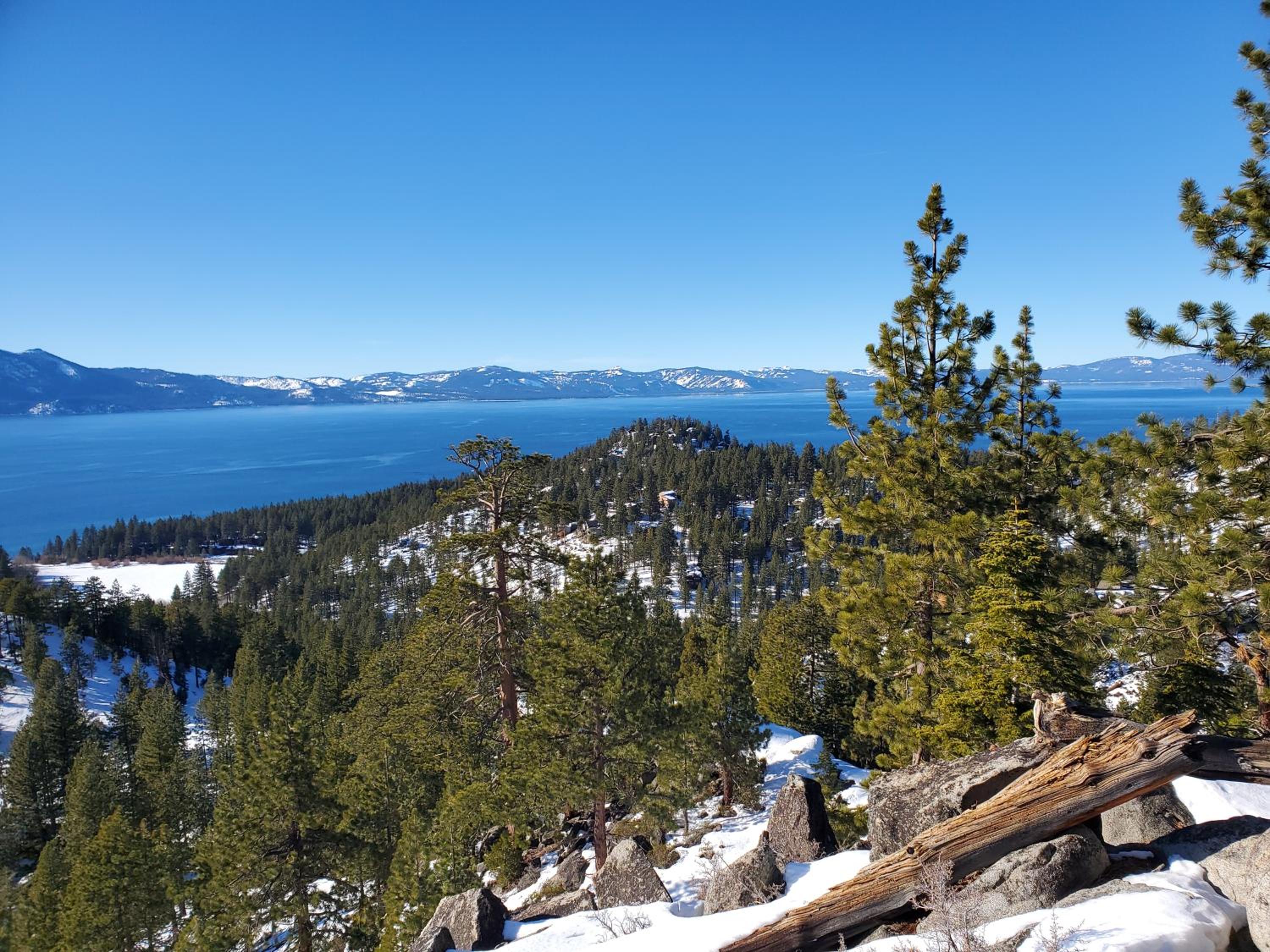 Mountain Cabin in Zephyr Cove beach, slopes, and hot tub - Property Image 3