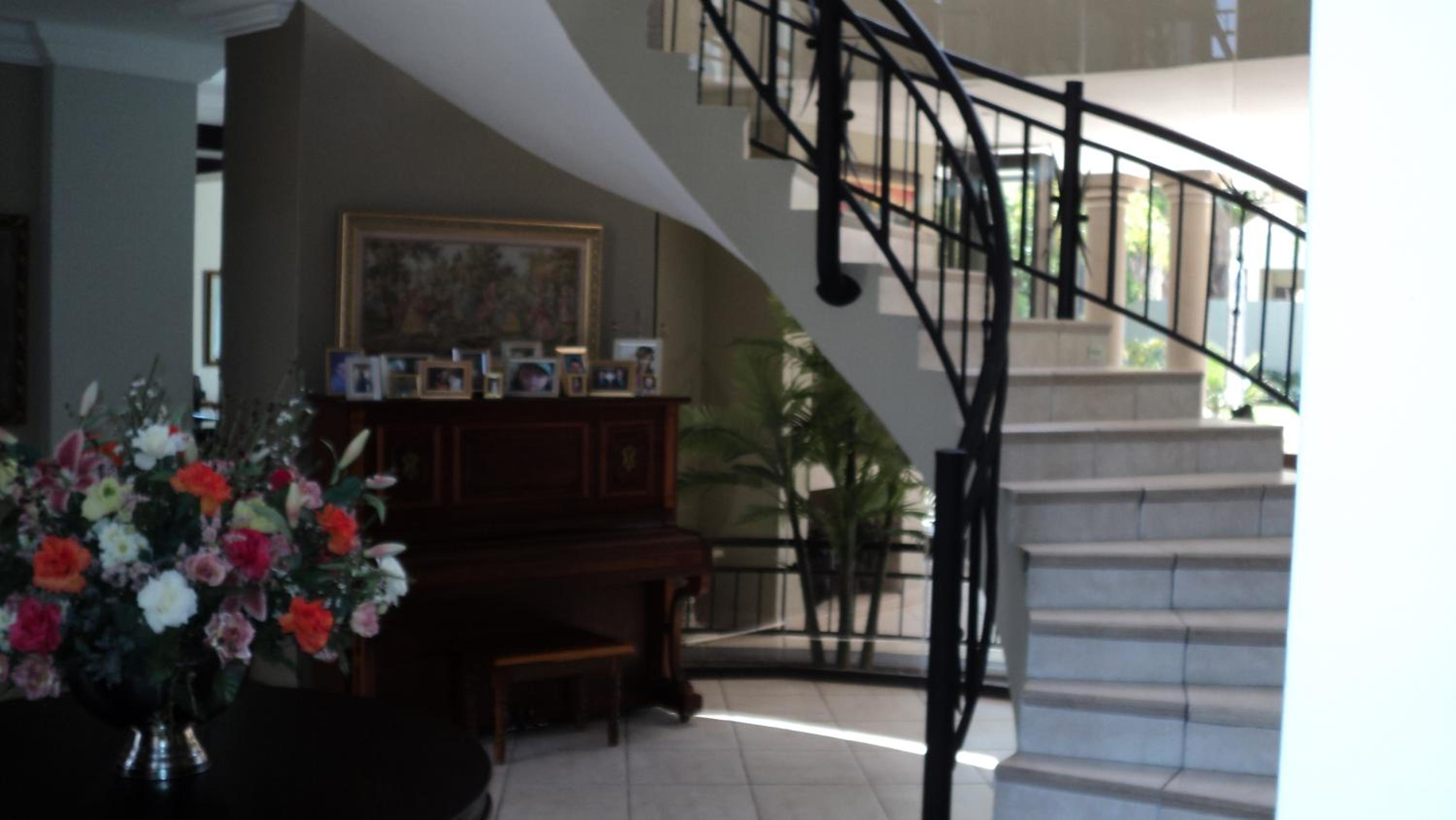 Casa Flora Guesthouse