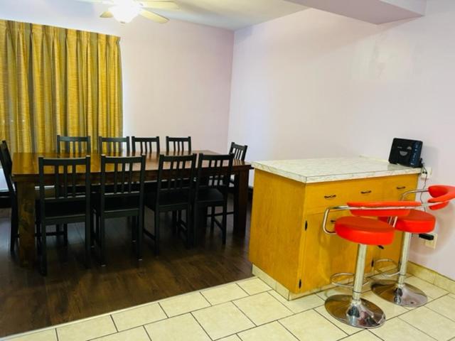 Niagara Holiday Apartment