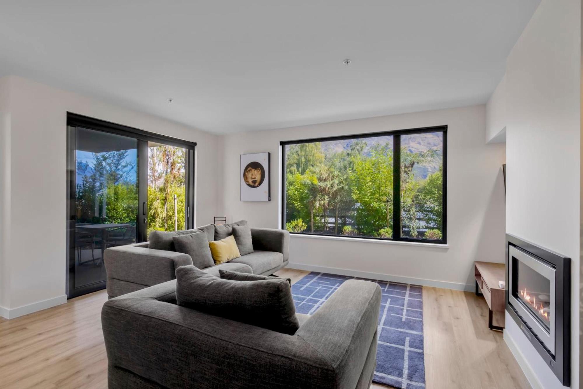 Coronet Escape Apartment 1 - base of coronet peak view 2