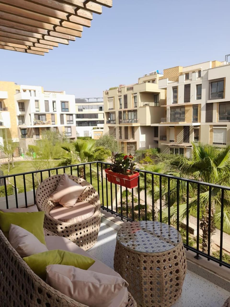 Sodic Westown Residence 2 view 4