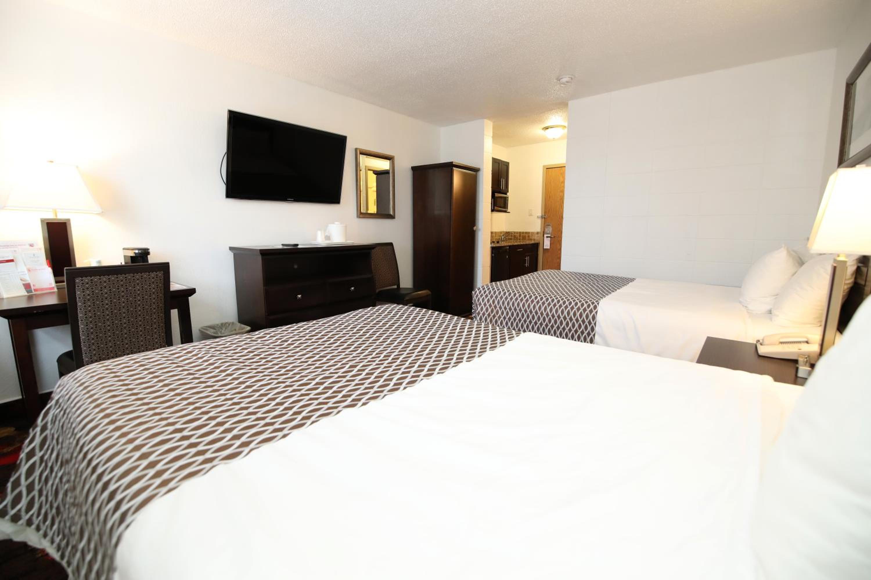 Fort Mcmurray Vacations - Stonebridge Hotel - Property Image 8
