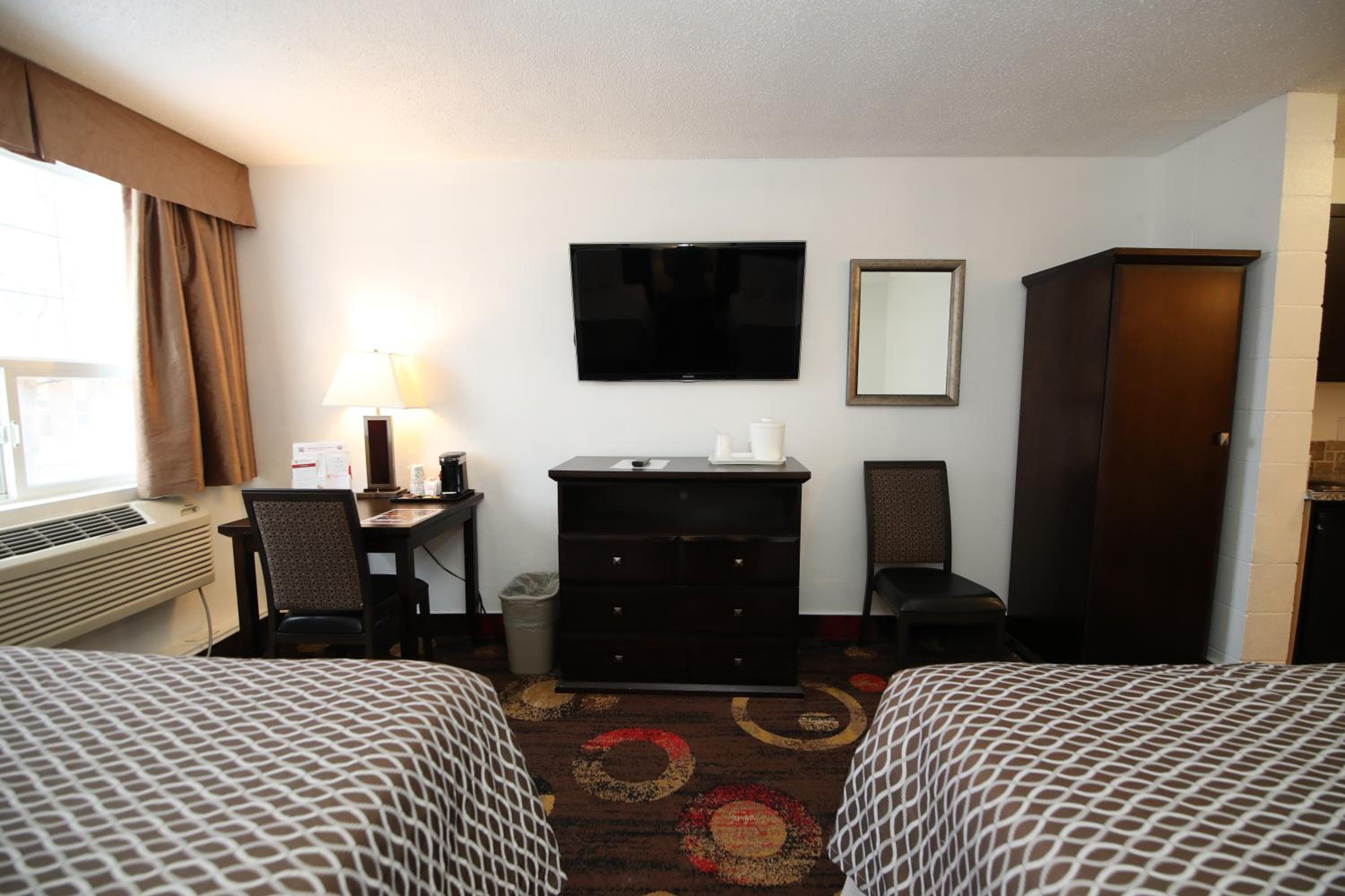 Fort Mcmurray Vacations - Stonebridge Hotel - Property Image 9