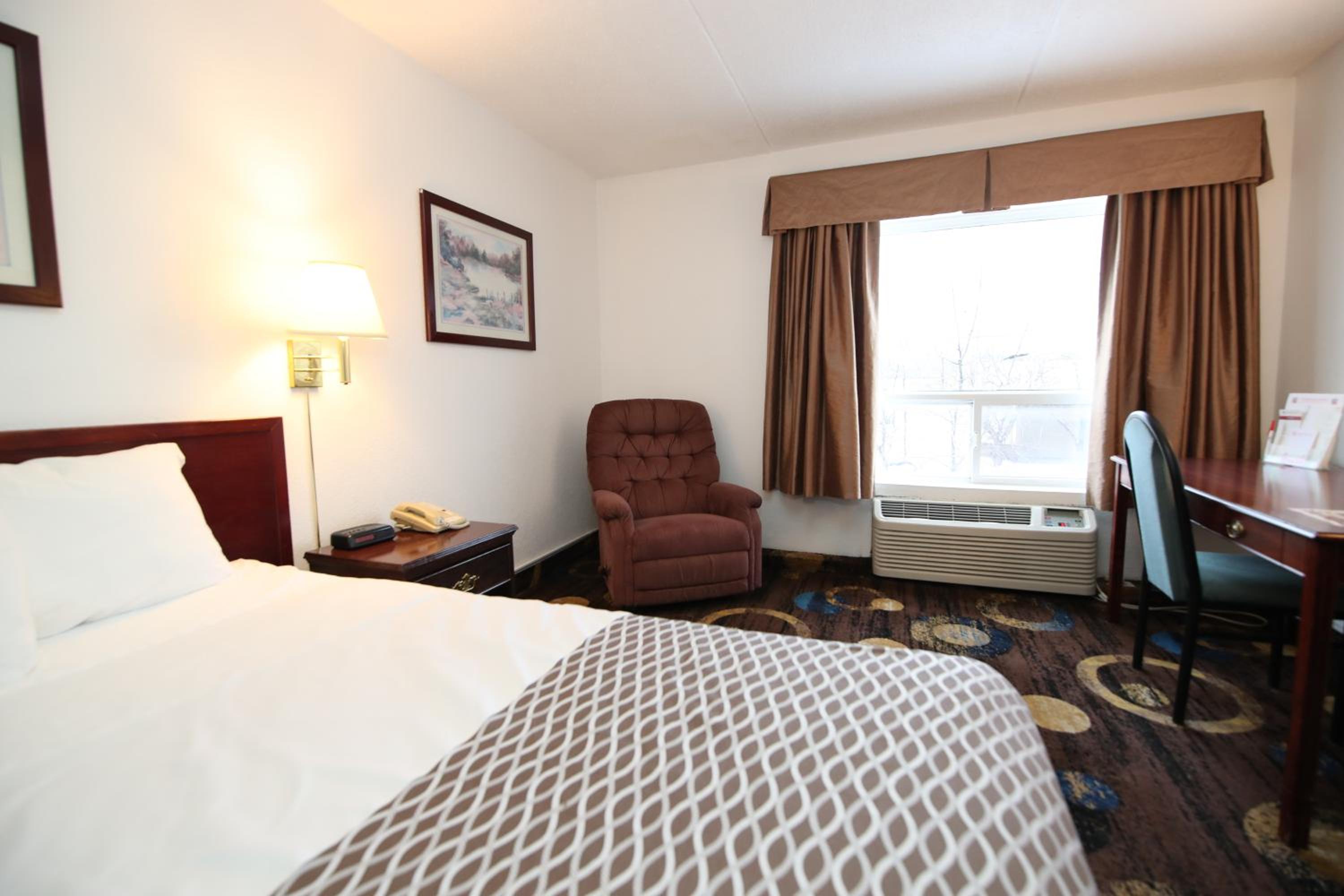 Fort Mcmurray Vacations - Stonebridge Hotel - Property Image 5