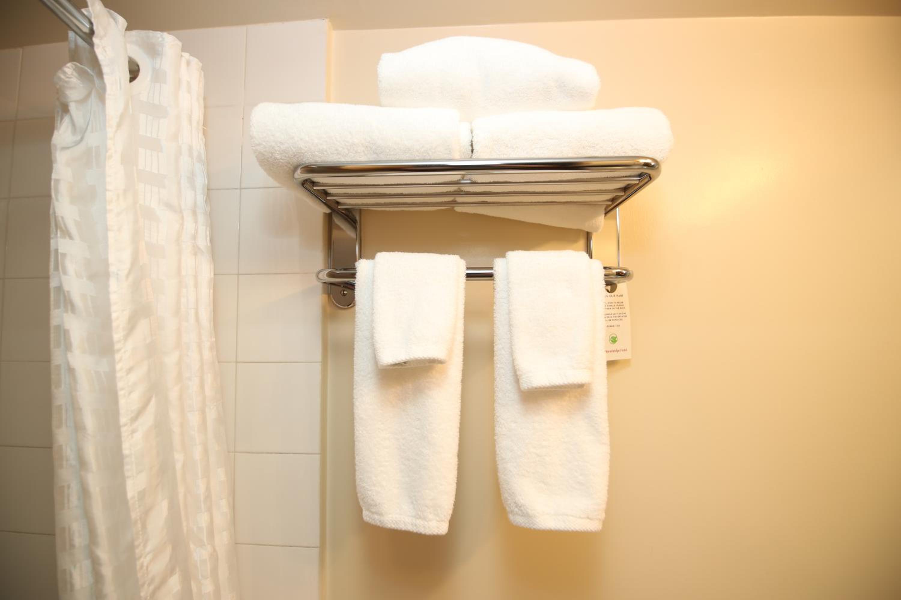 Fort Mcmurray Vacations - Stonebridge Hotel - Property Image 2