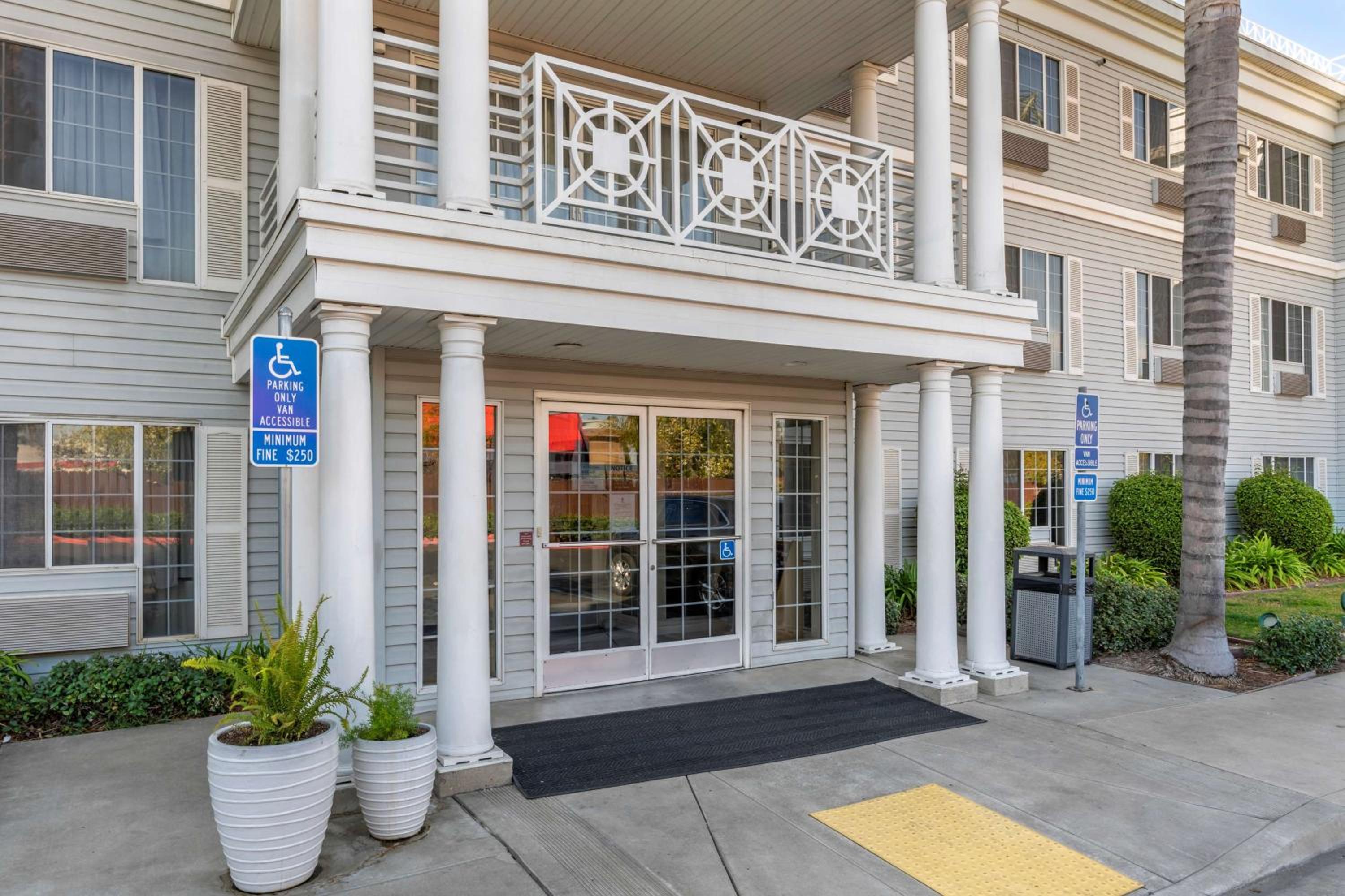 Best Western Luxury Inn, Bild 4