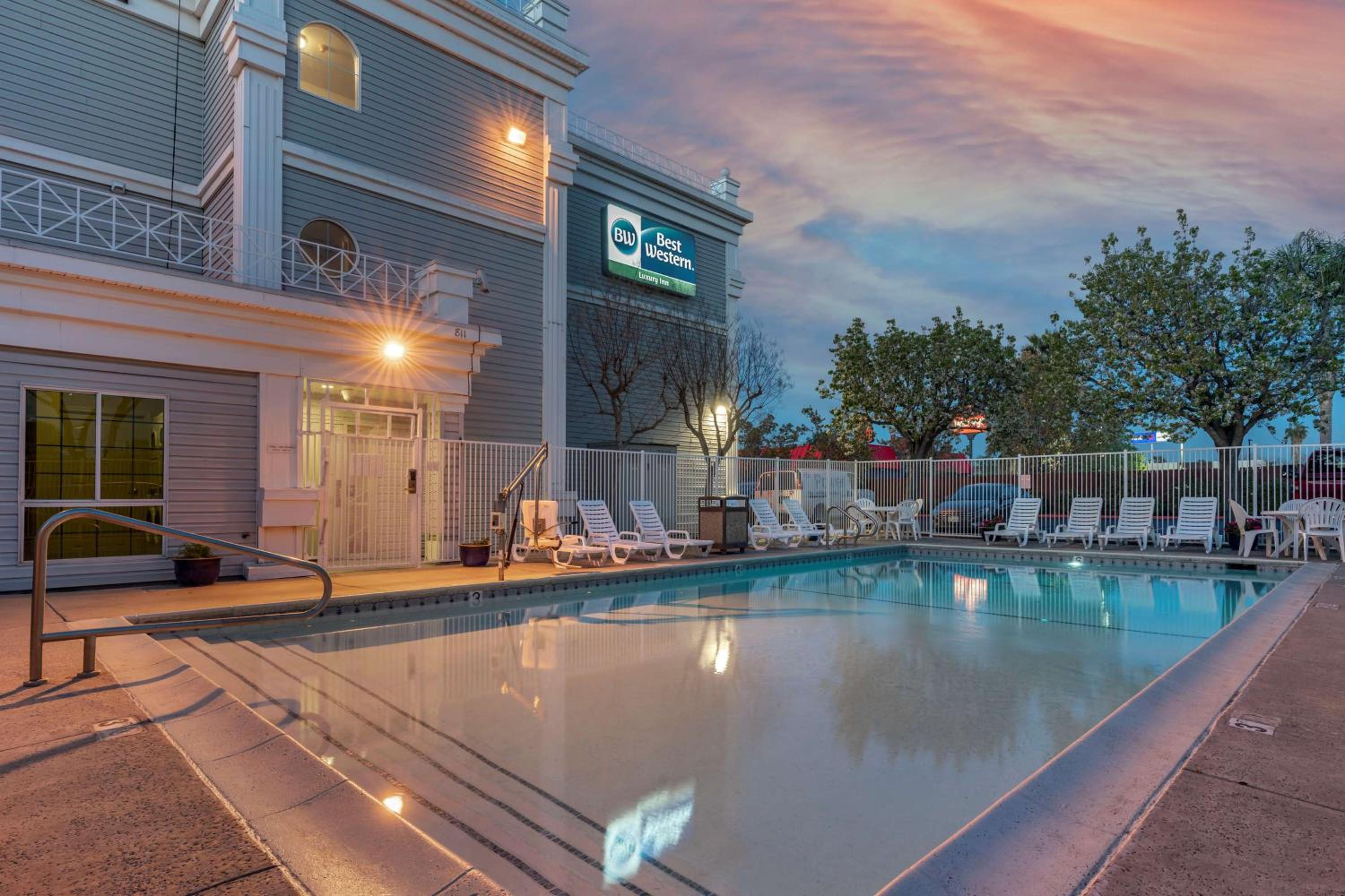 Best Western Luxury Inn, Bild 9