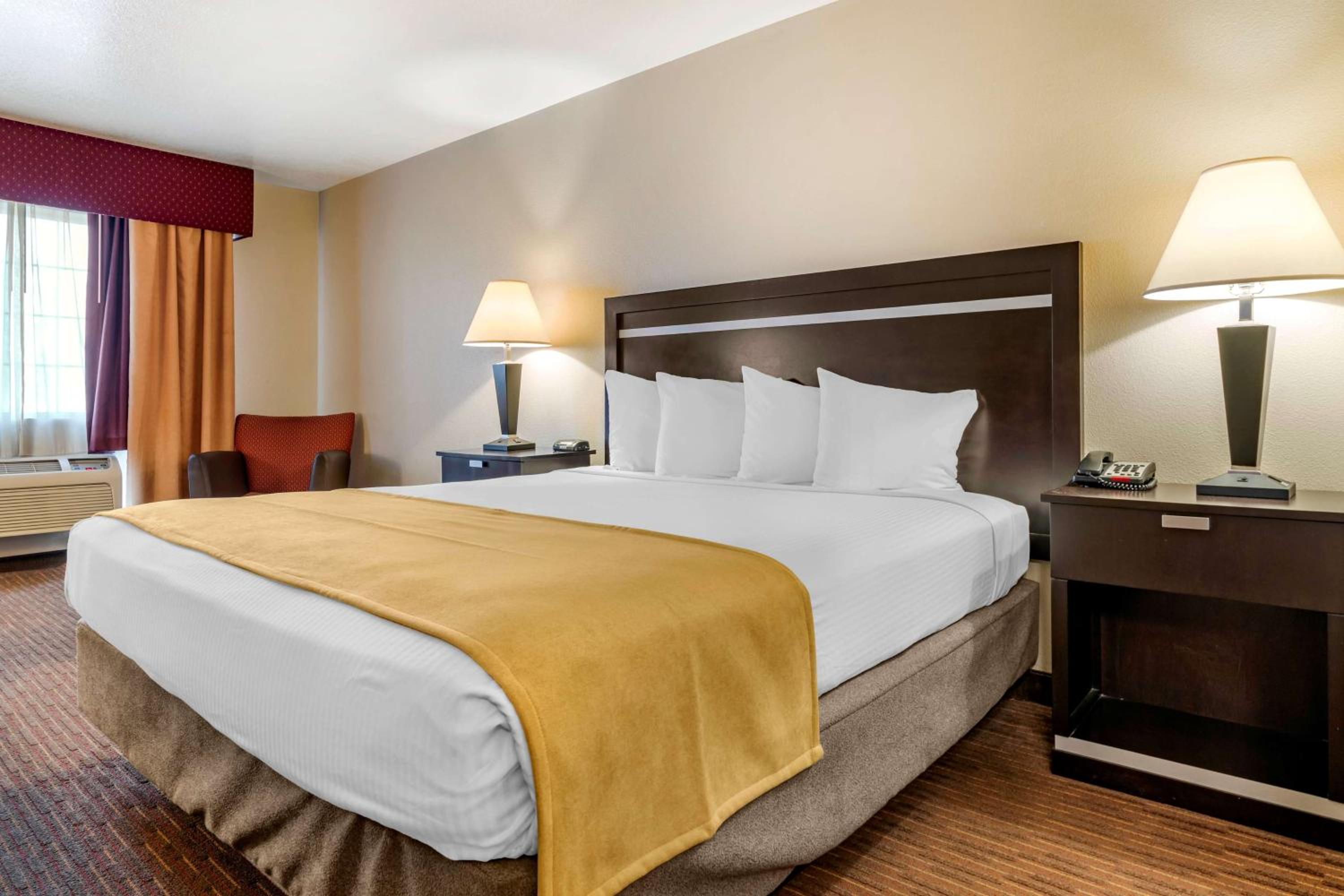 Best Western Luxury Inn, Bild 43