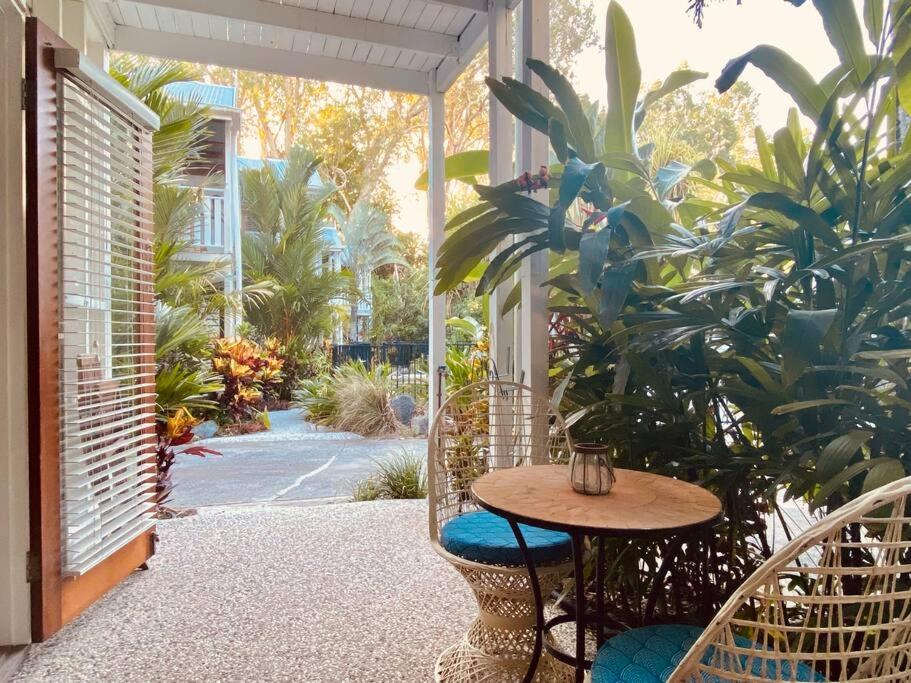 Pandanus Place - with Bicycles
