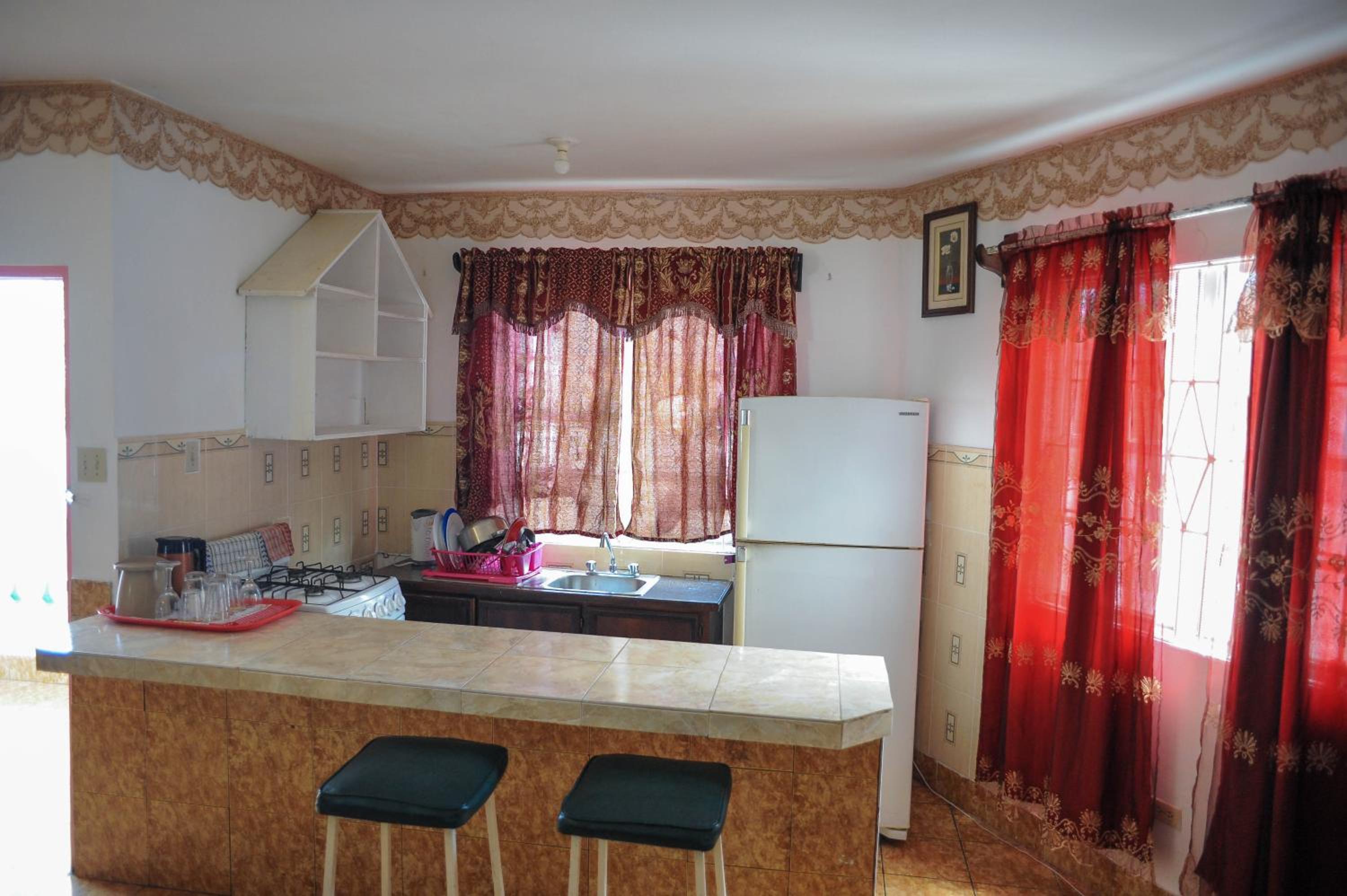 Glorianna Hotel