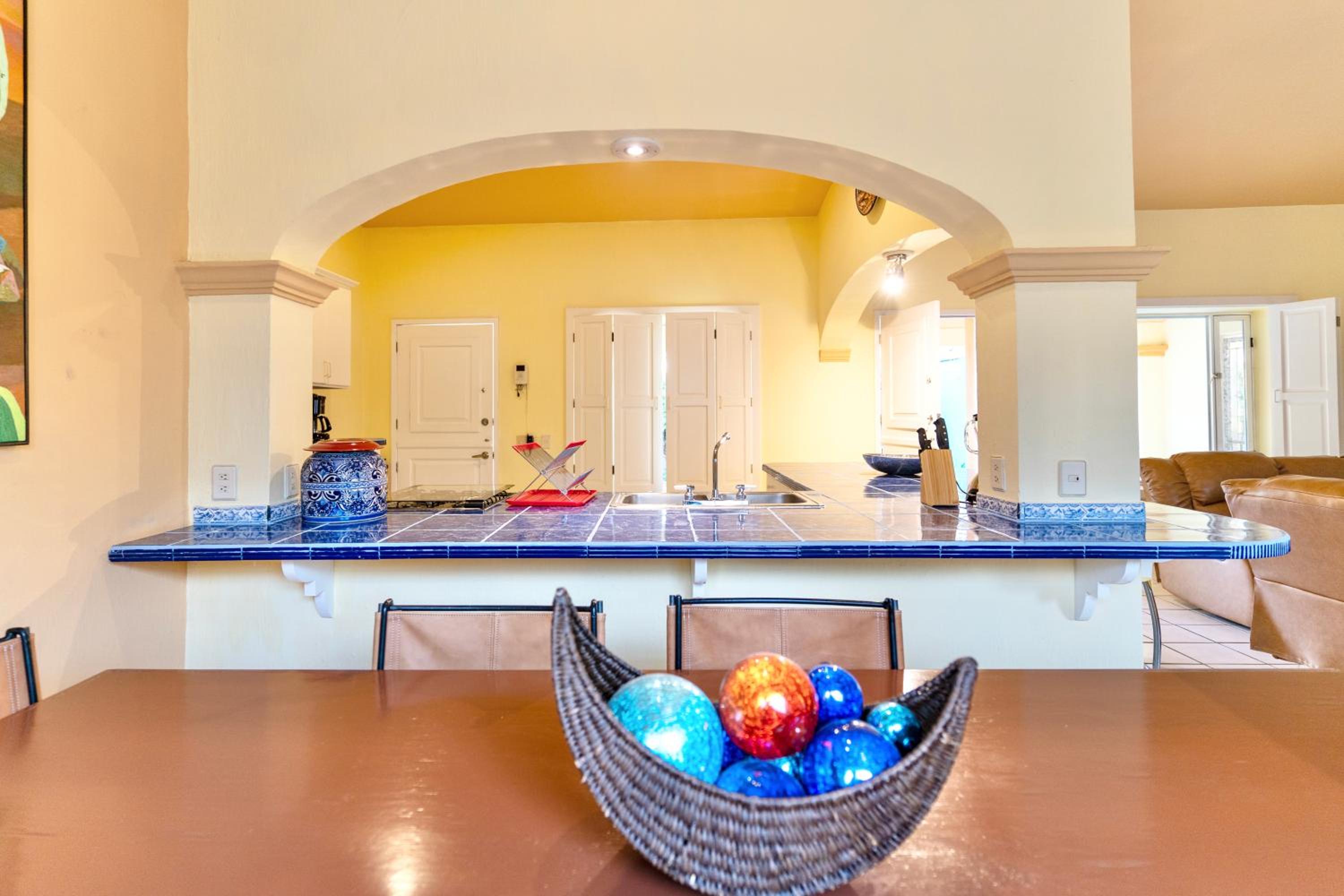 Casa Jardin-Lakeside Boutique Resort by Restavio