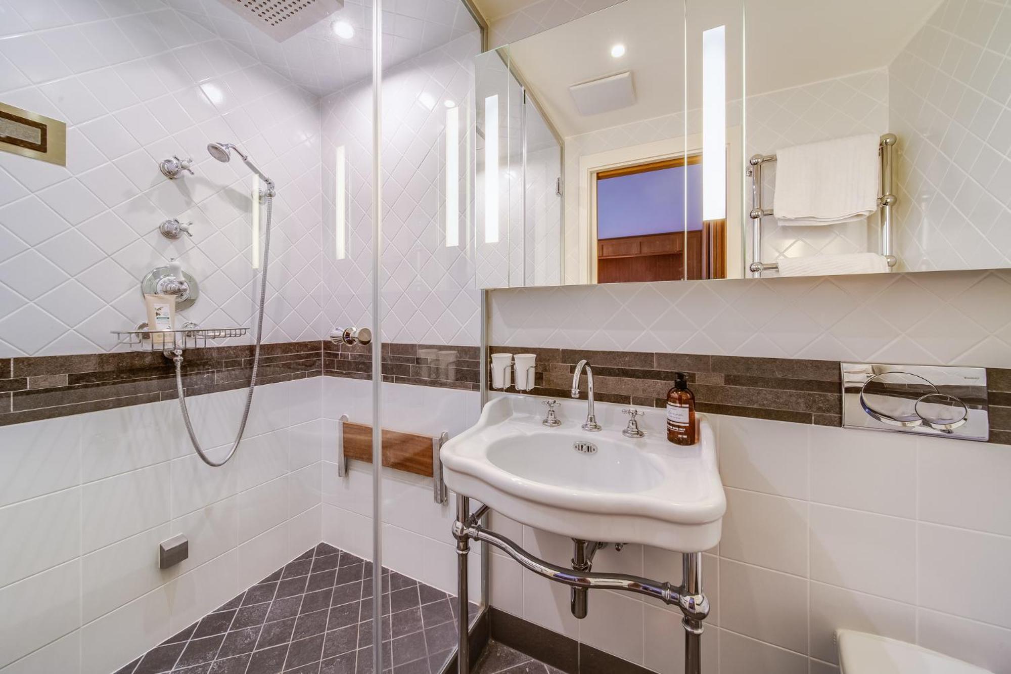 Lovely studio in Crans’ center view 2