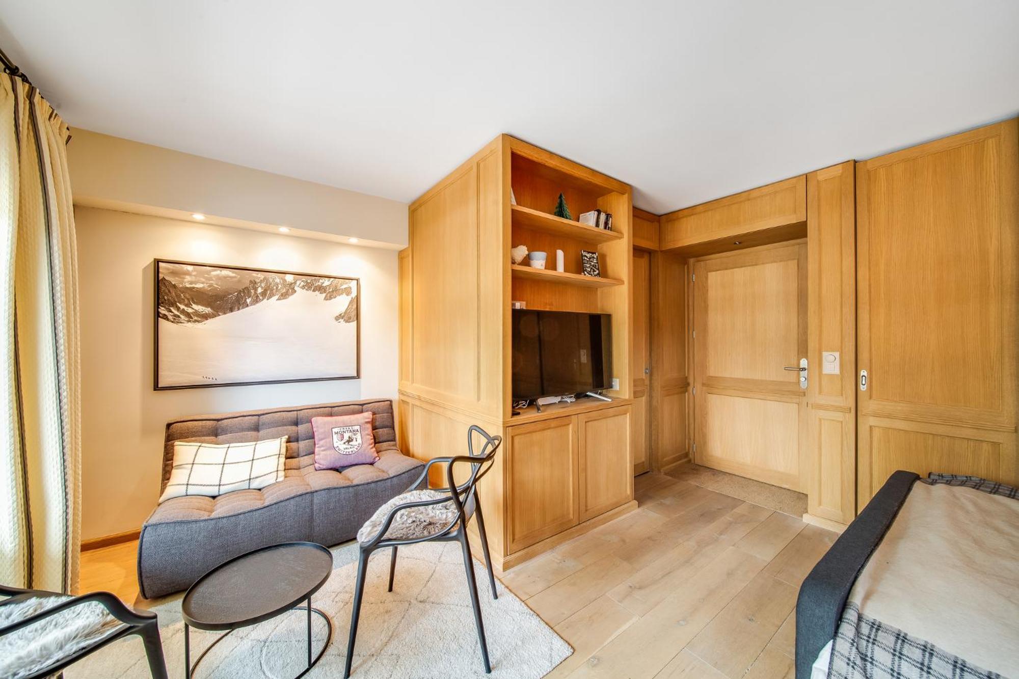 Lovely studio in Crans’ center view 5