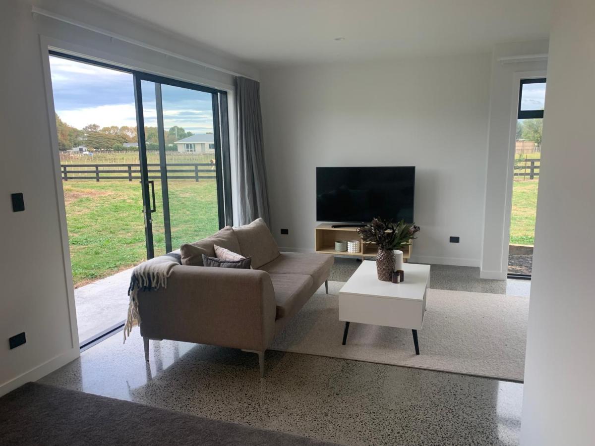Central One Bedroom Studio view 3