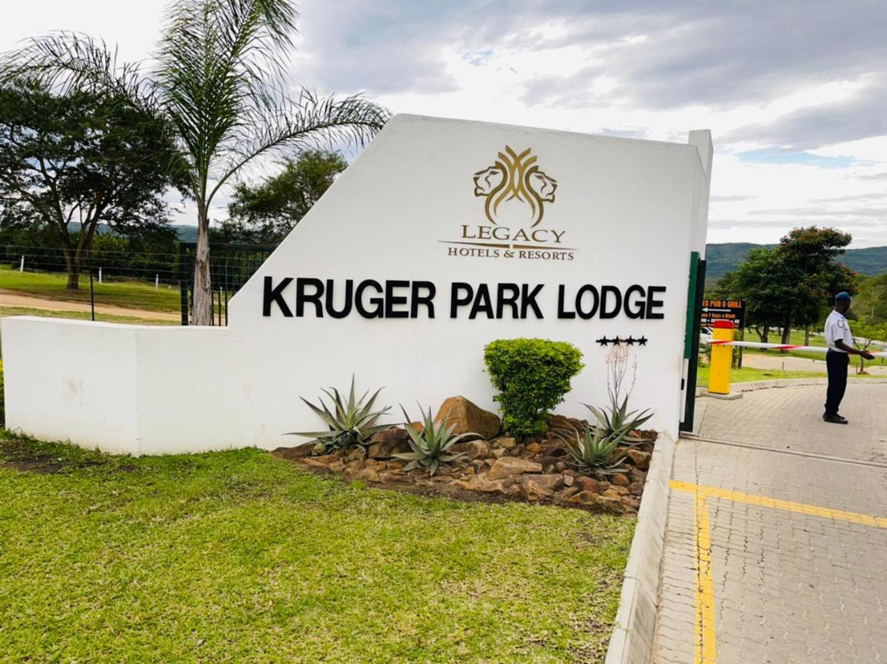 Hazyview Vacations - Kruger Park Lodge - Luxury Inyamatane Chalets - Property Image 42