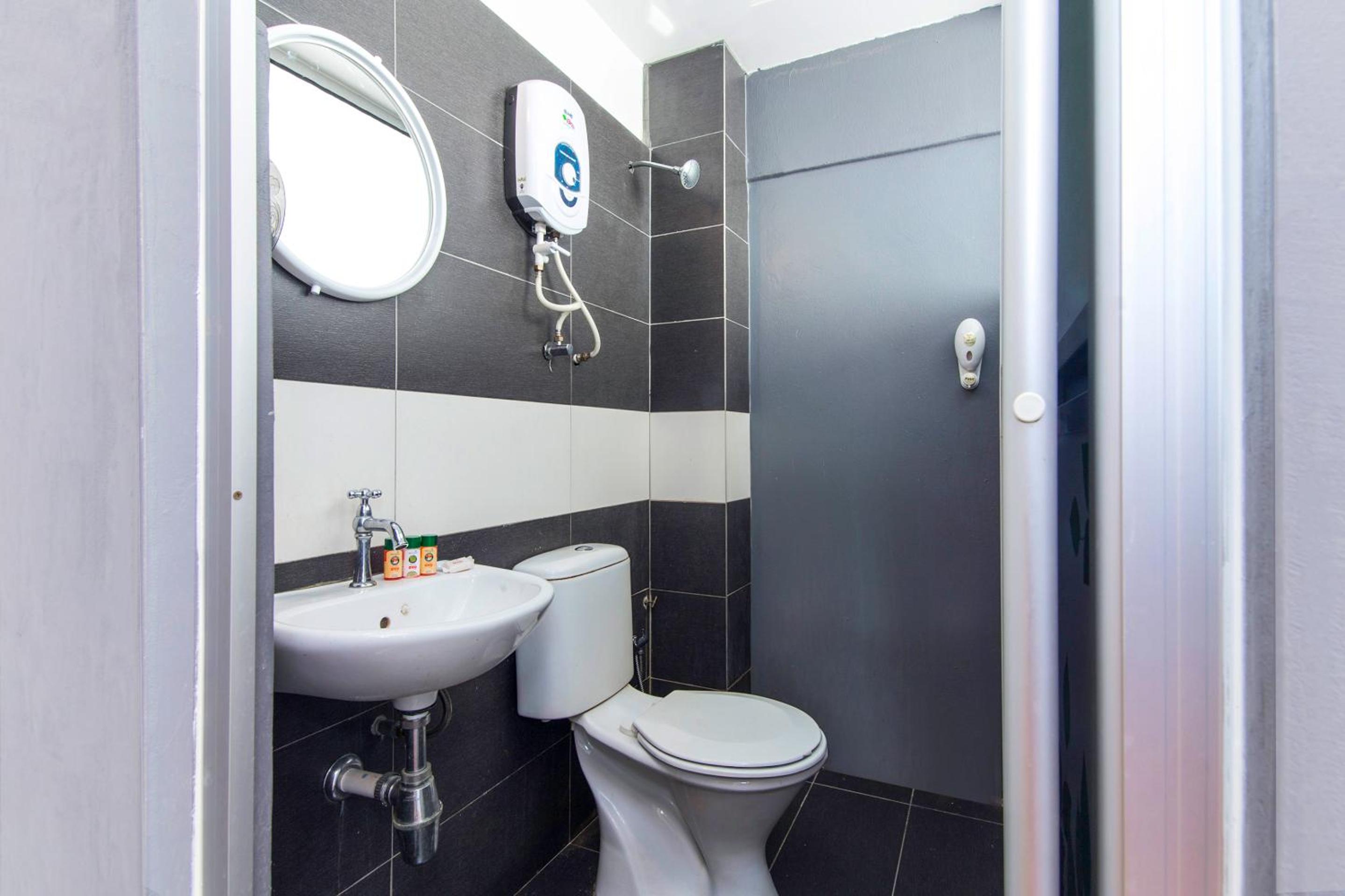 Intime Hotel Kuchai Lama Kuala Lumpur photo 3