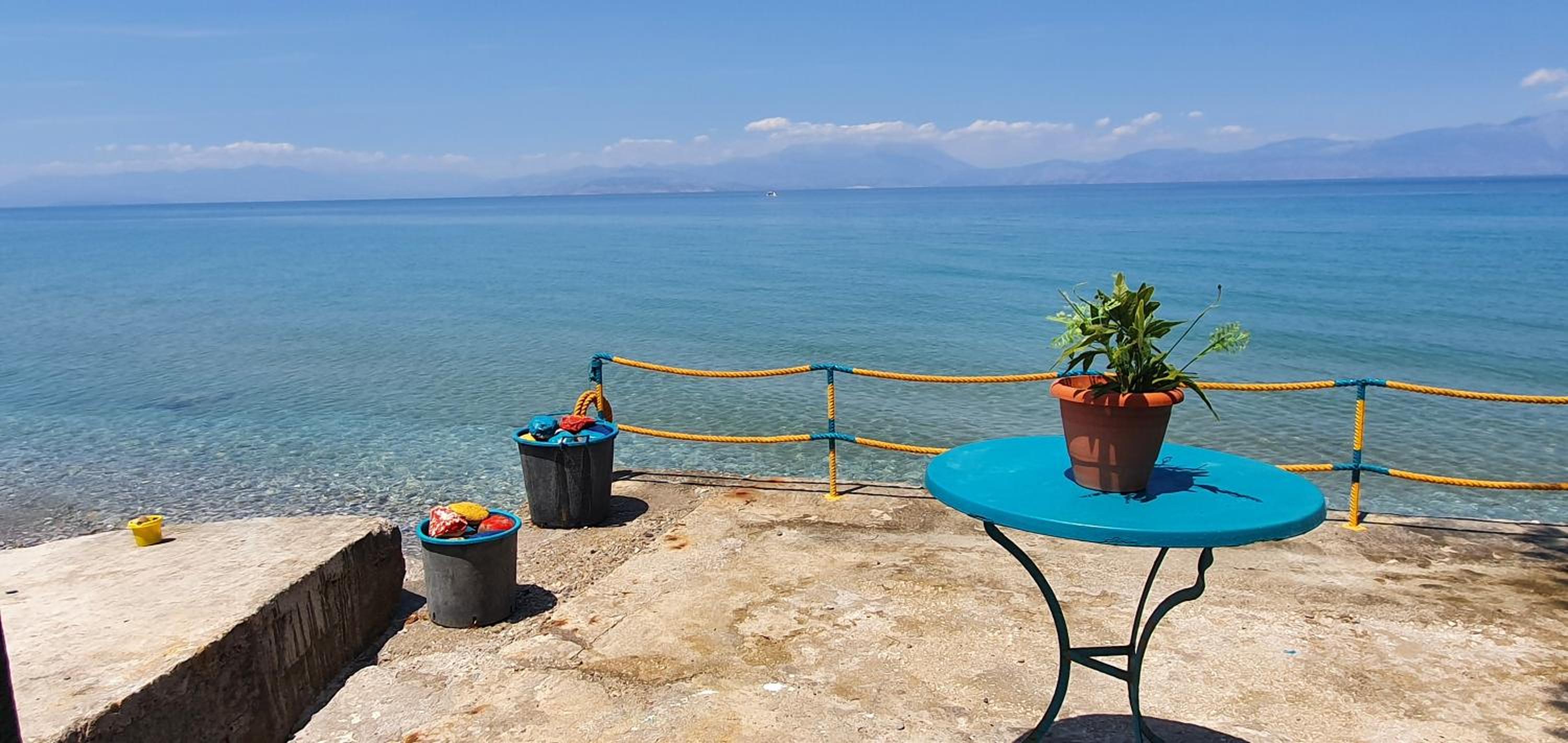 Xylokastro Beachfront Residence