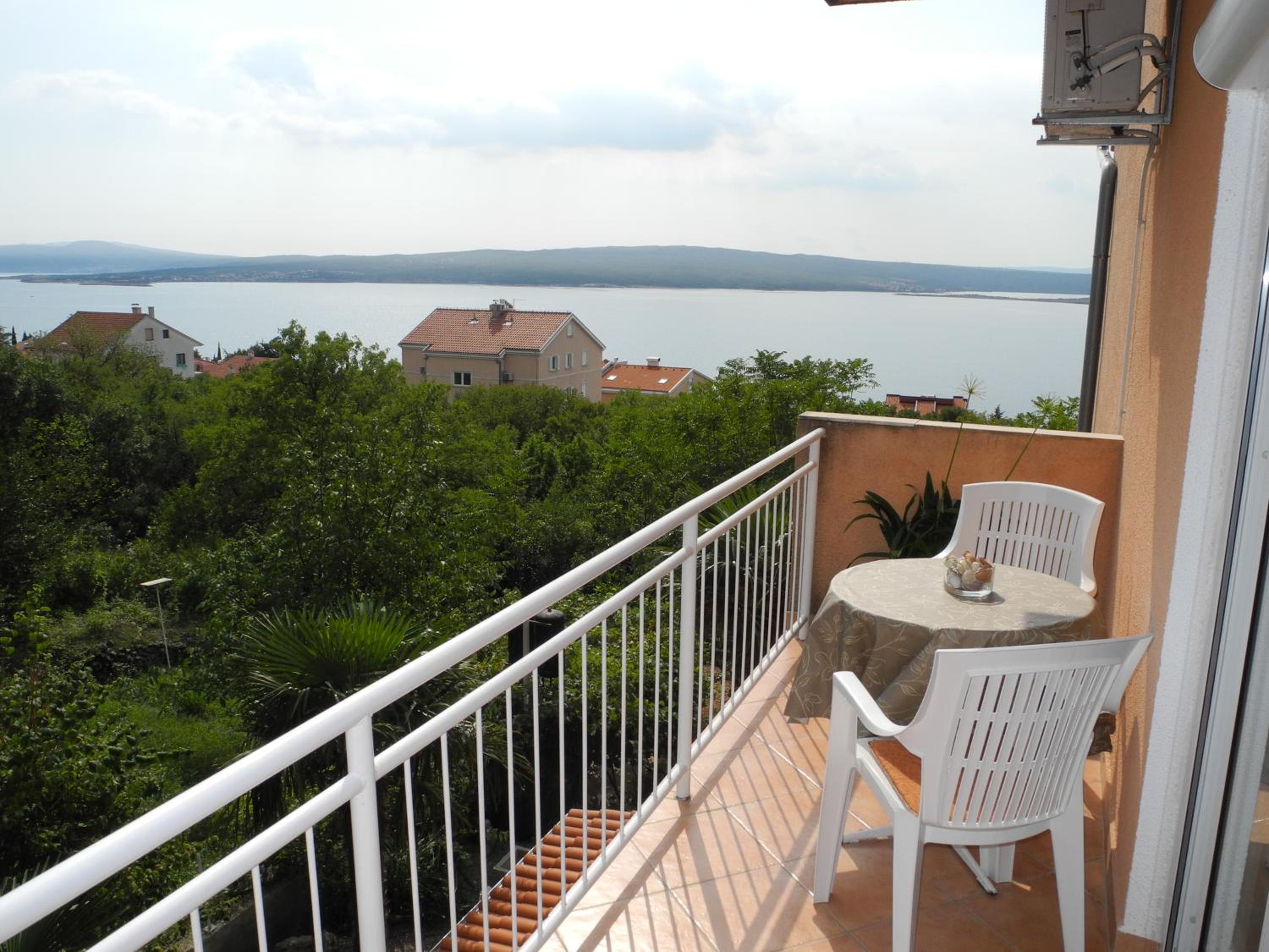 BOZENA Apartments with balcony and sea view