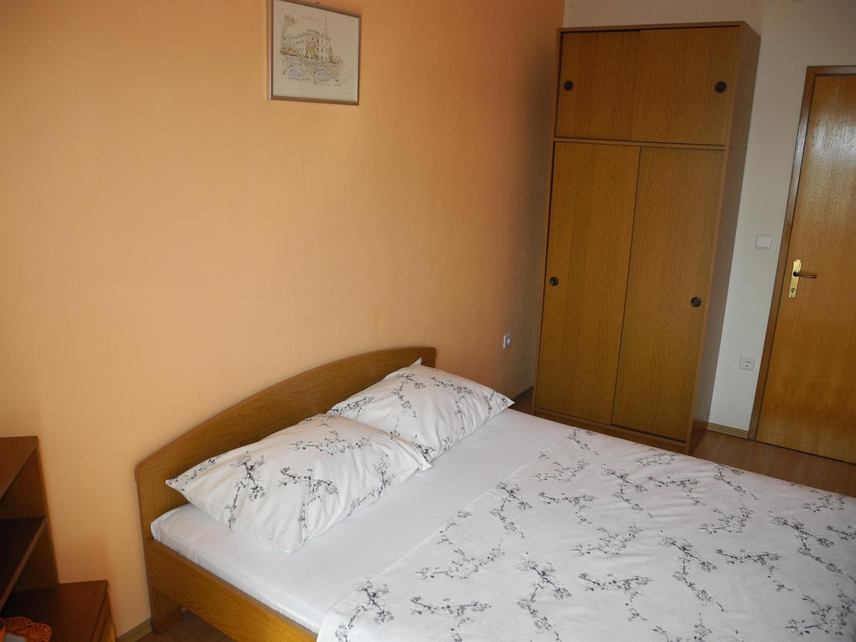 BOZENA Apartments with balcony and sea view