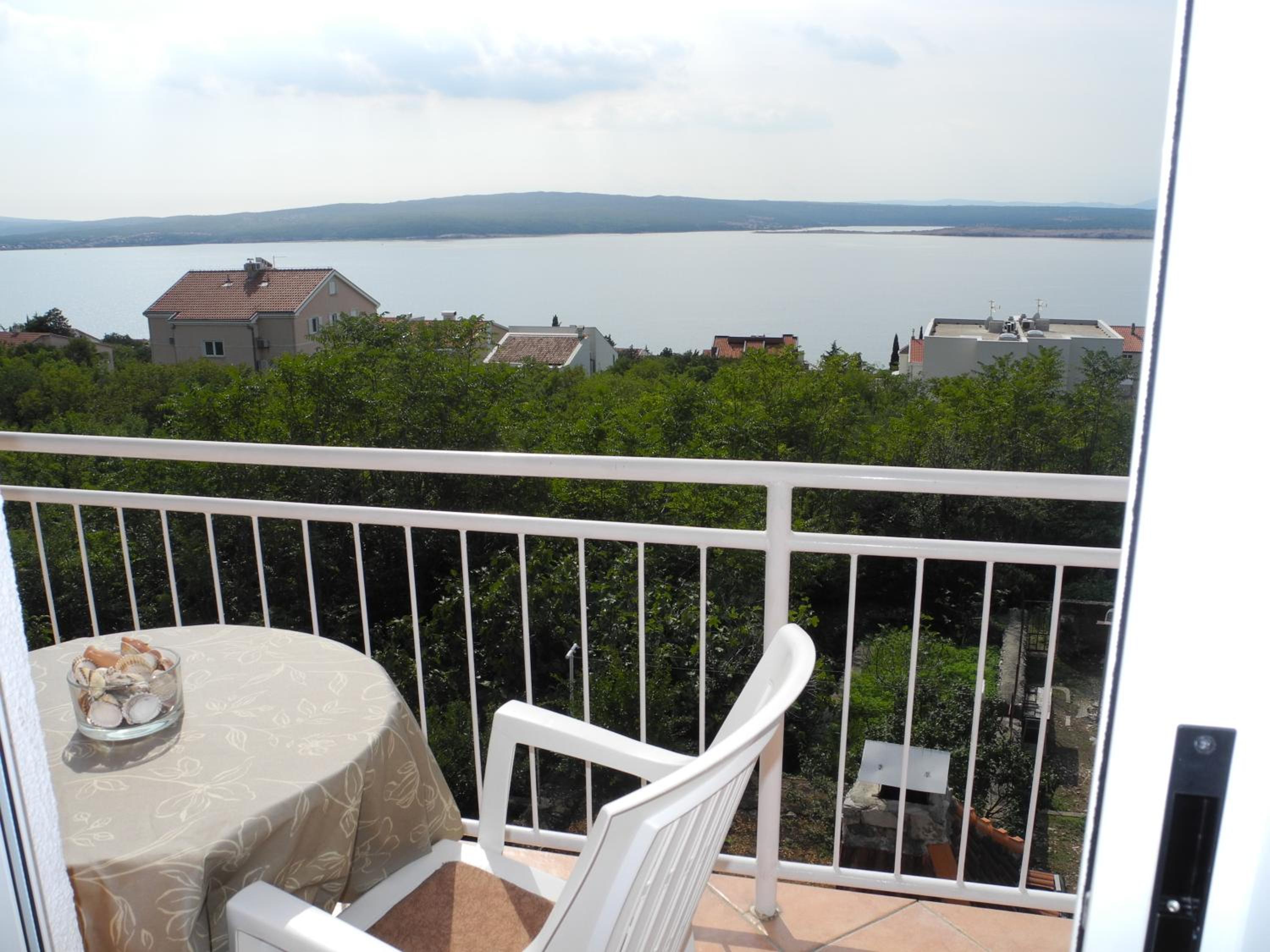 BOZENA Apartments with balcony and sea view