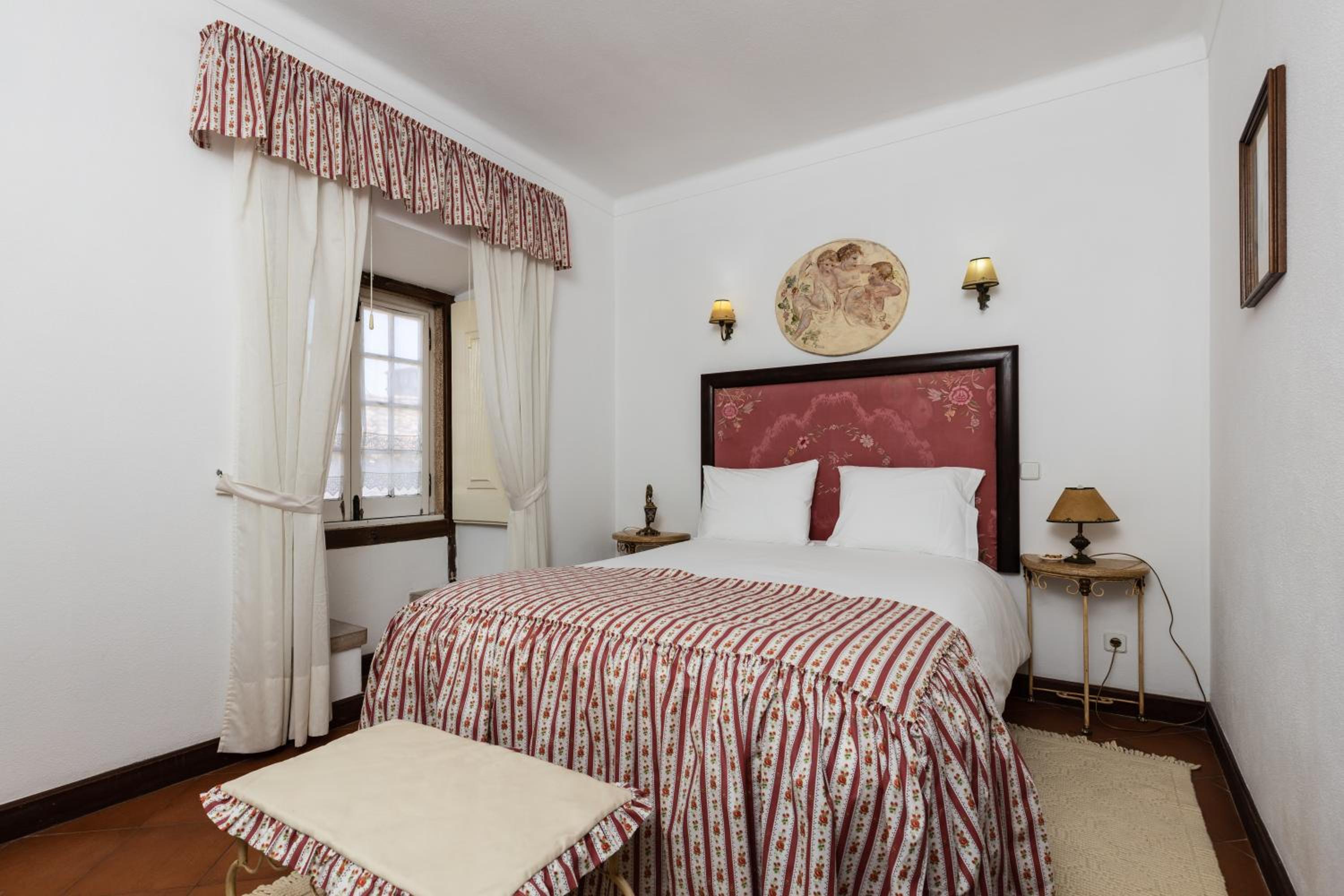 Casa de S. Thiago do Castelo