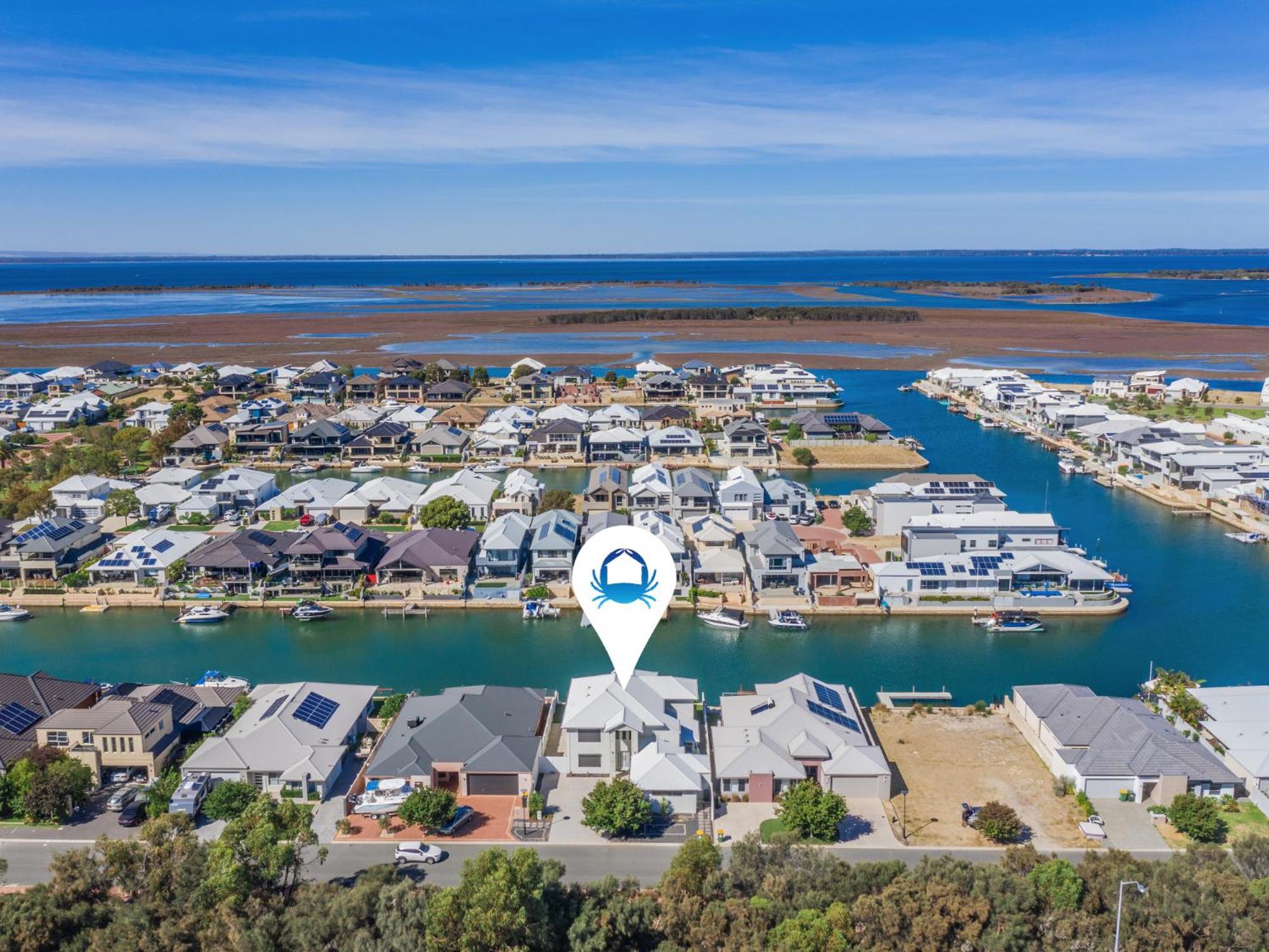Deluxe Living in Mariners Cove