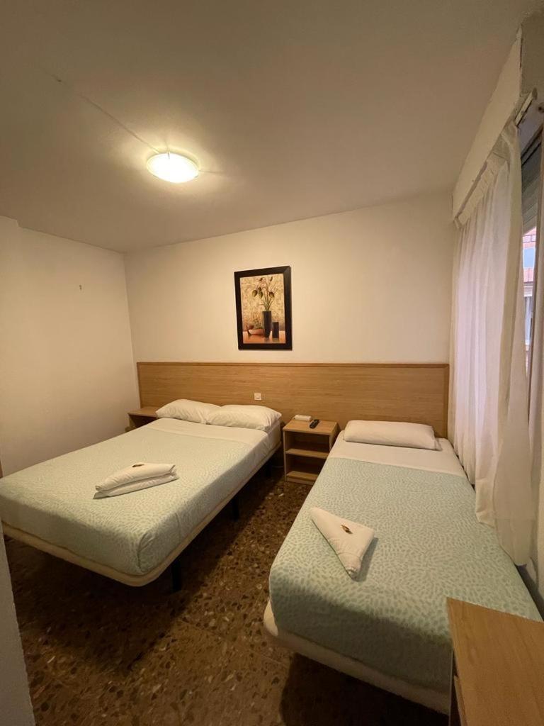 Hostal Milmarcos