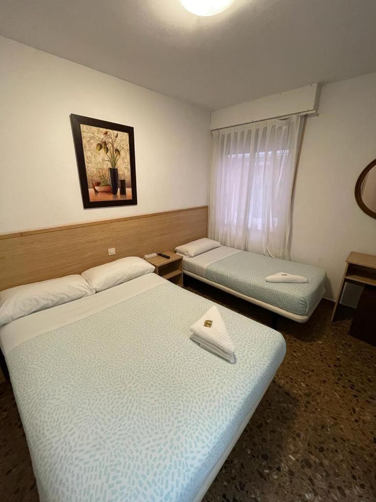 Hostal Milmarcos