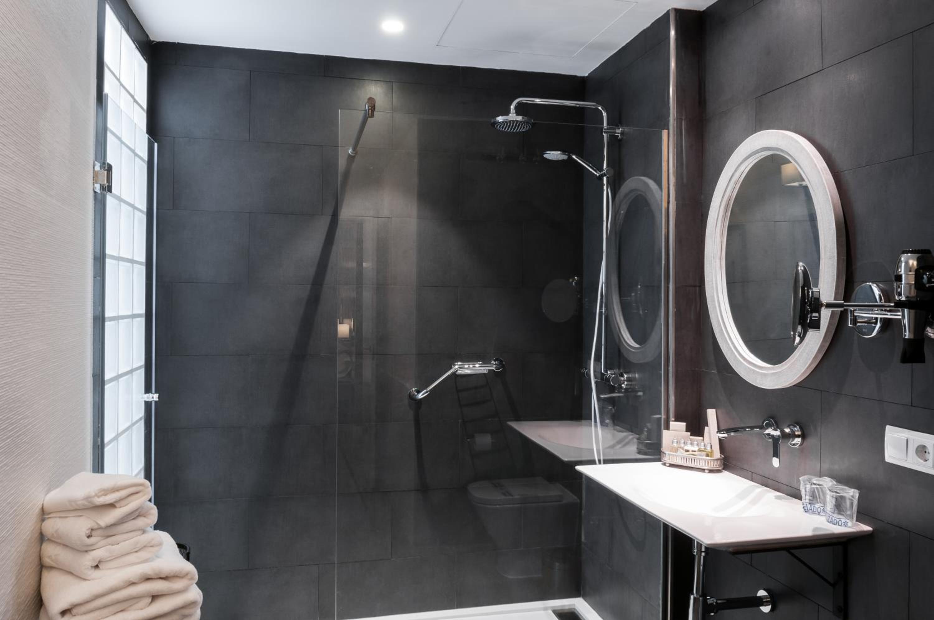 Suites Murillo Catedral