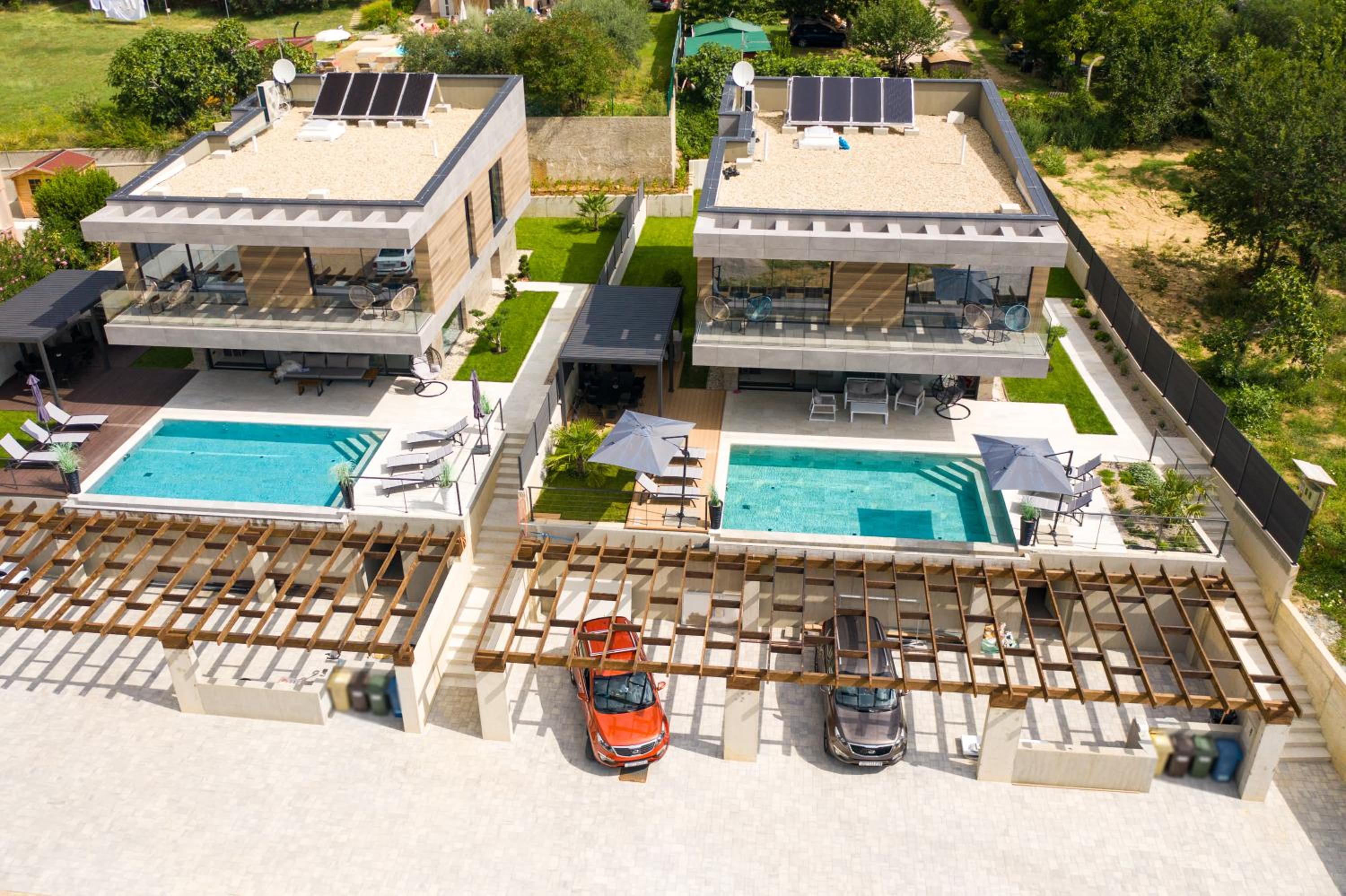 Luxury villa Lorkia with sauna and jacuzzi view 5