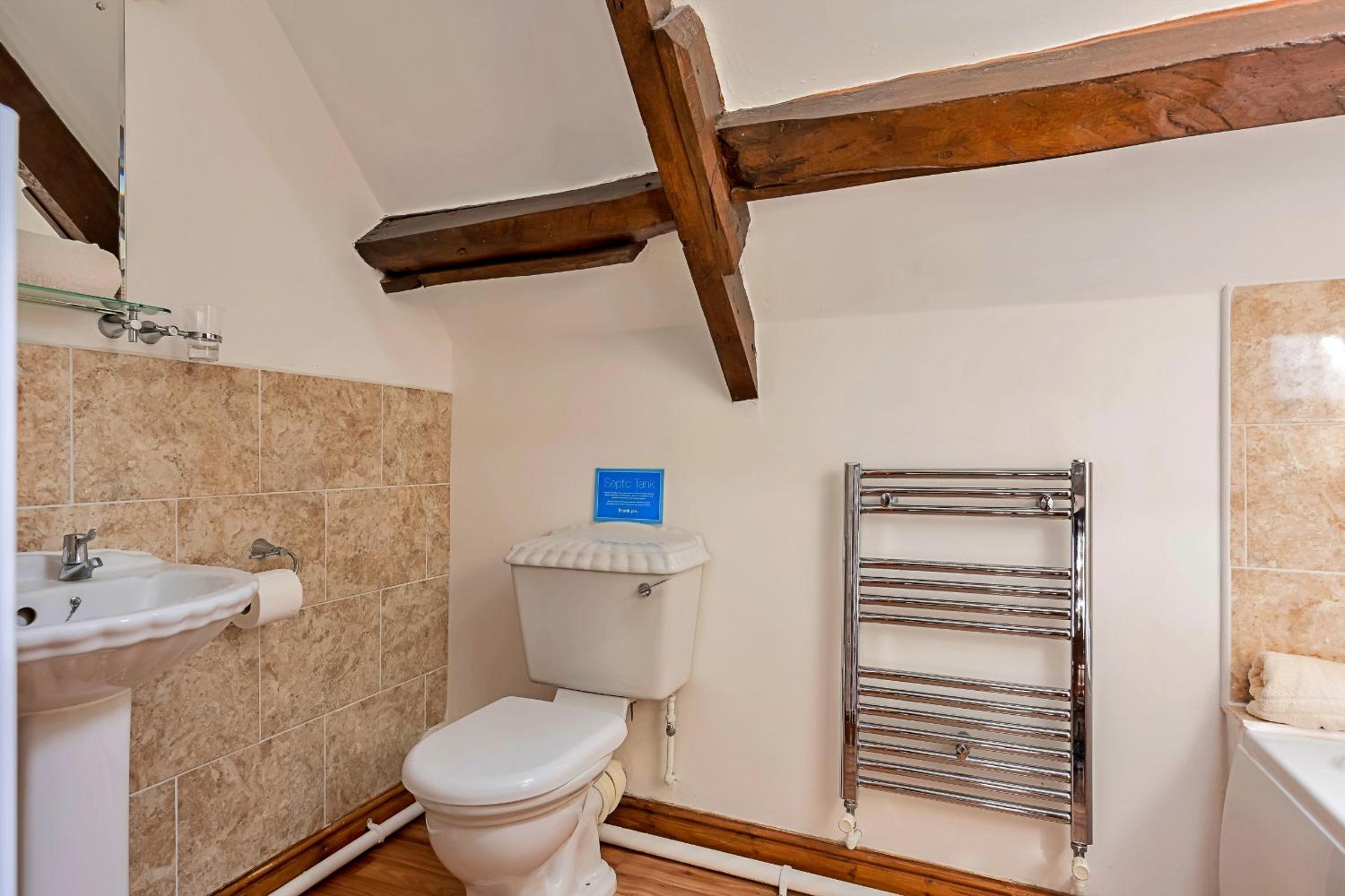 Finest Retreats - Fives Court Cottage view 3