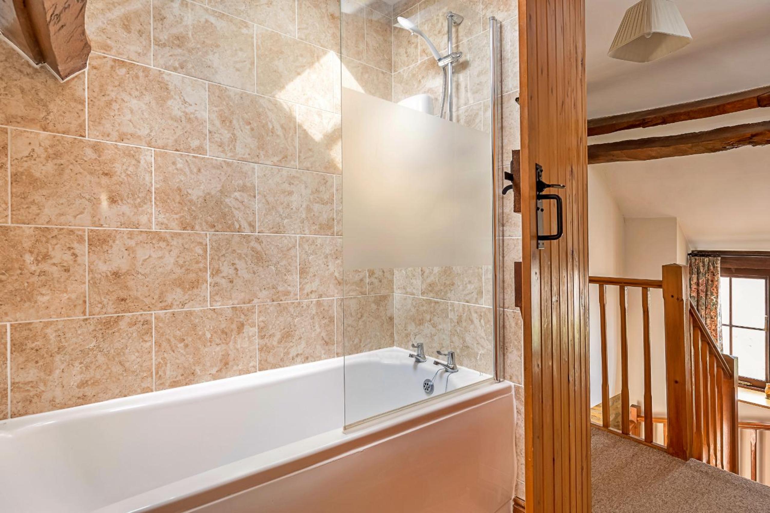 Finest Retreats - Fives Court Cottage view 4