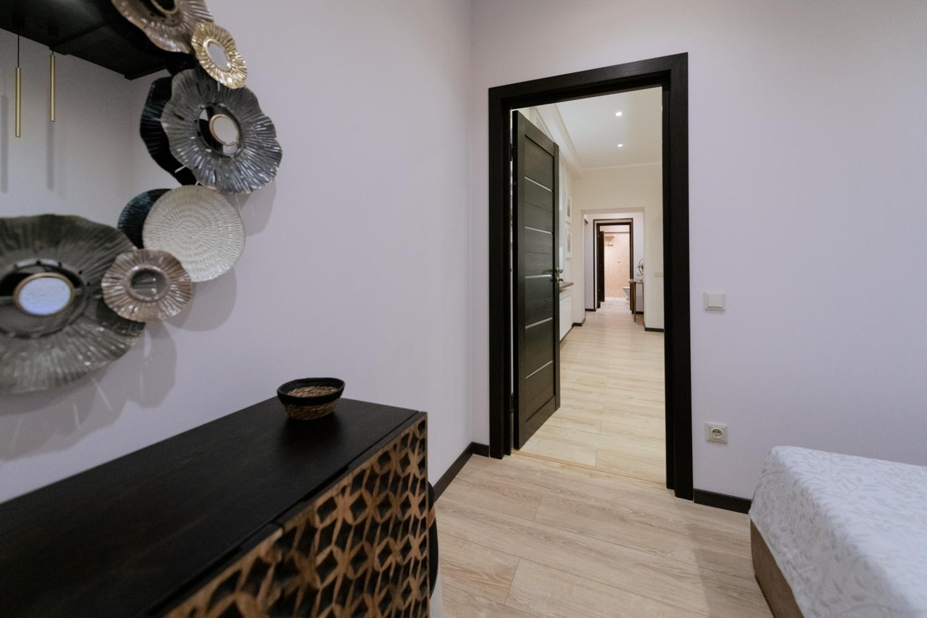 Riga Premium Apartments - ground floor with separate entrance view 3