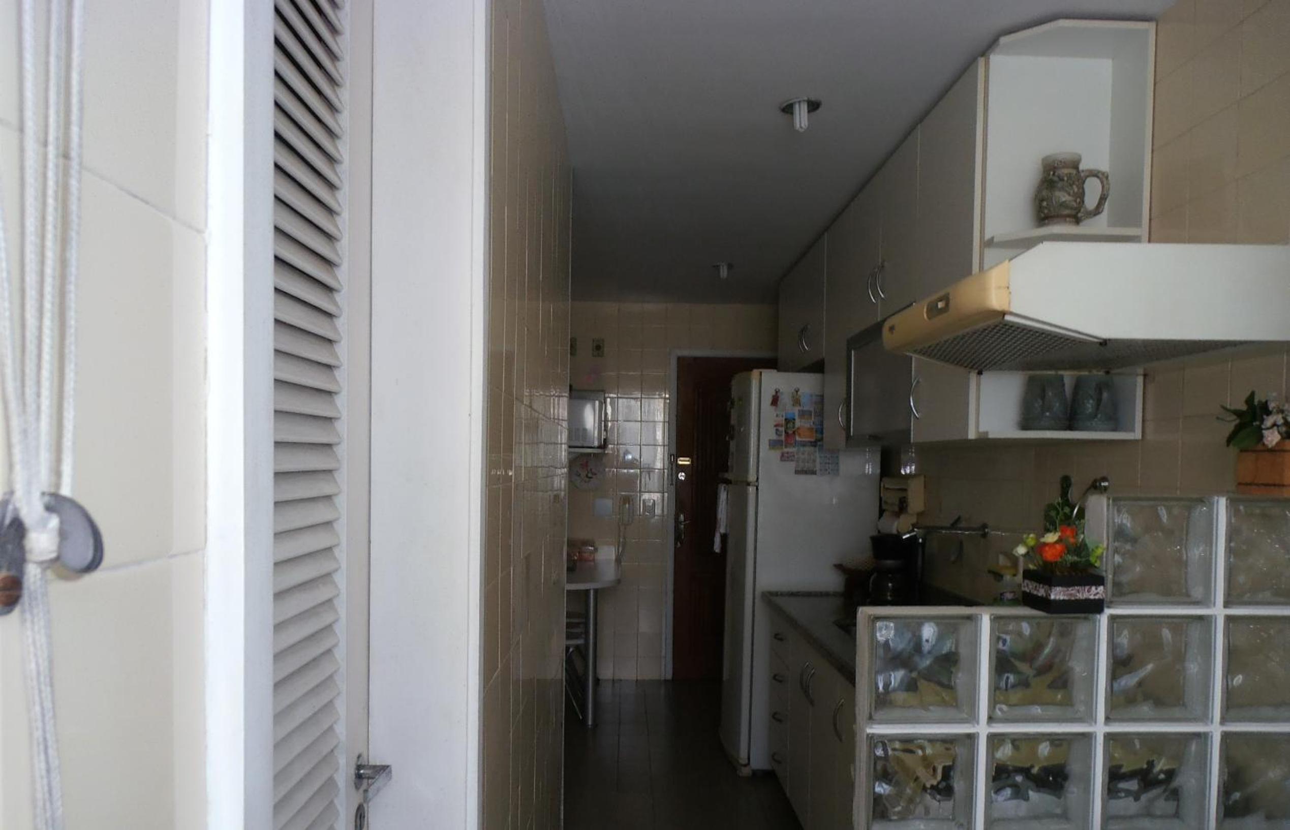Apartamento beira-mar posto 5 Barra da Tijuca