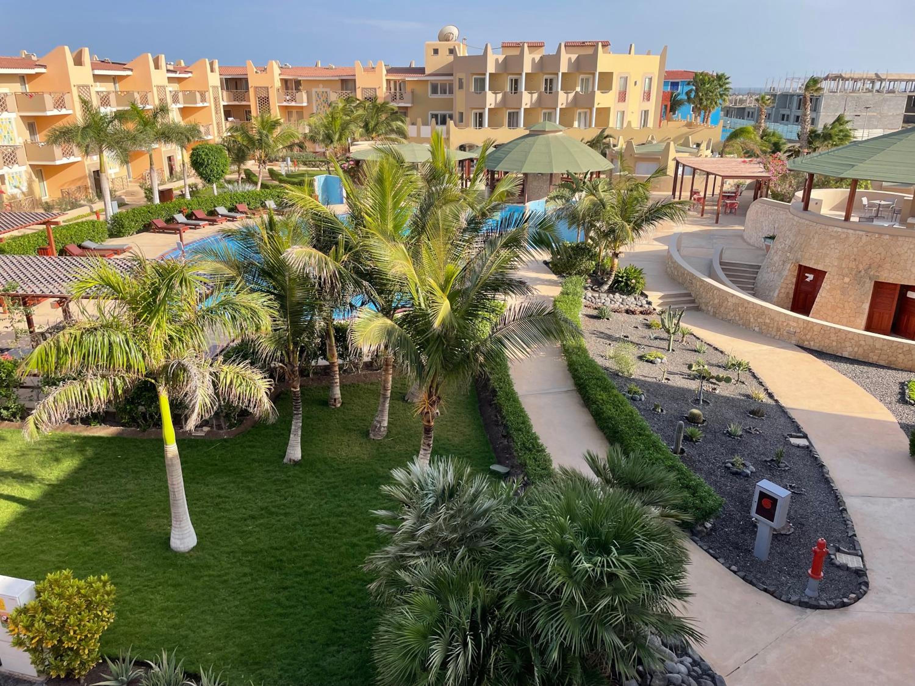 Apartment | in Tropical Resort | pool | close to beach