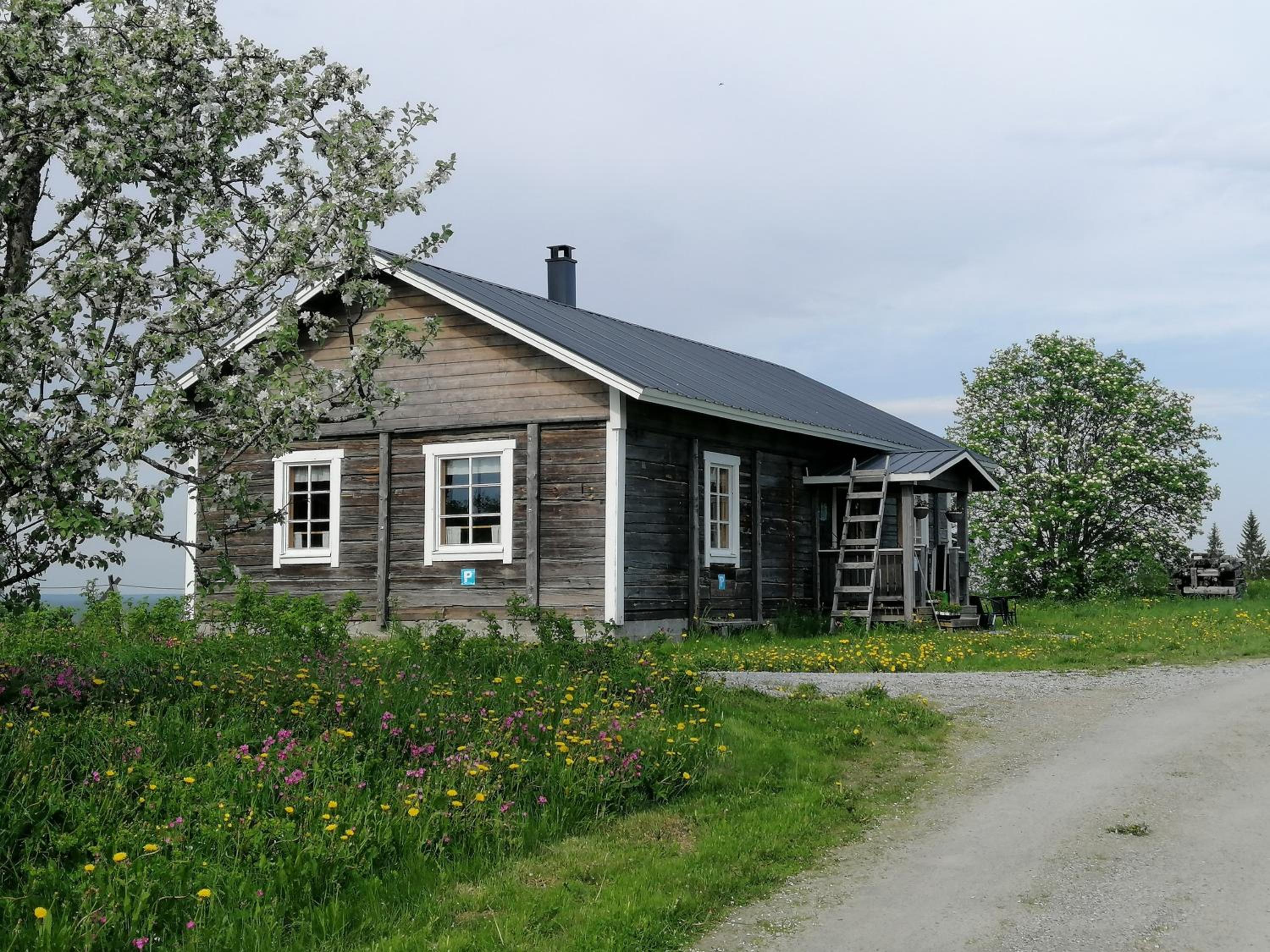 Photo 18