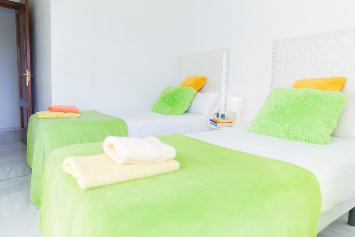 4Seasons La Rosaleda Apartment