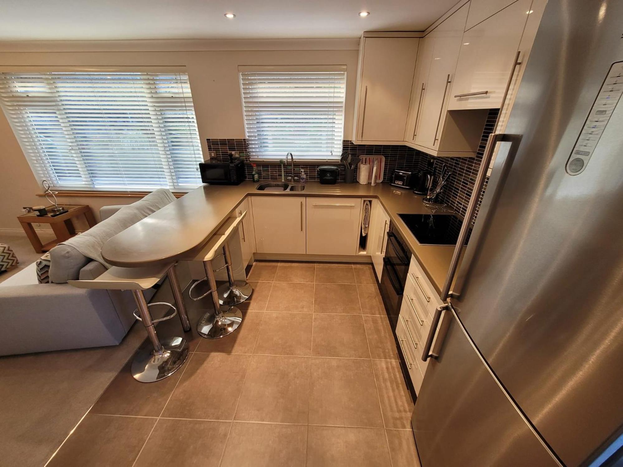 The Mumbles - Bungalow - 2 Bedrooms - Pet Friendly view 5