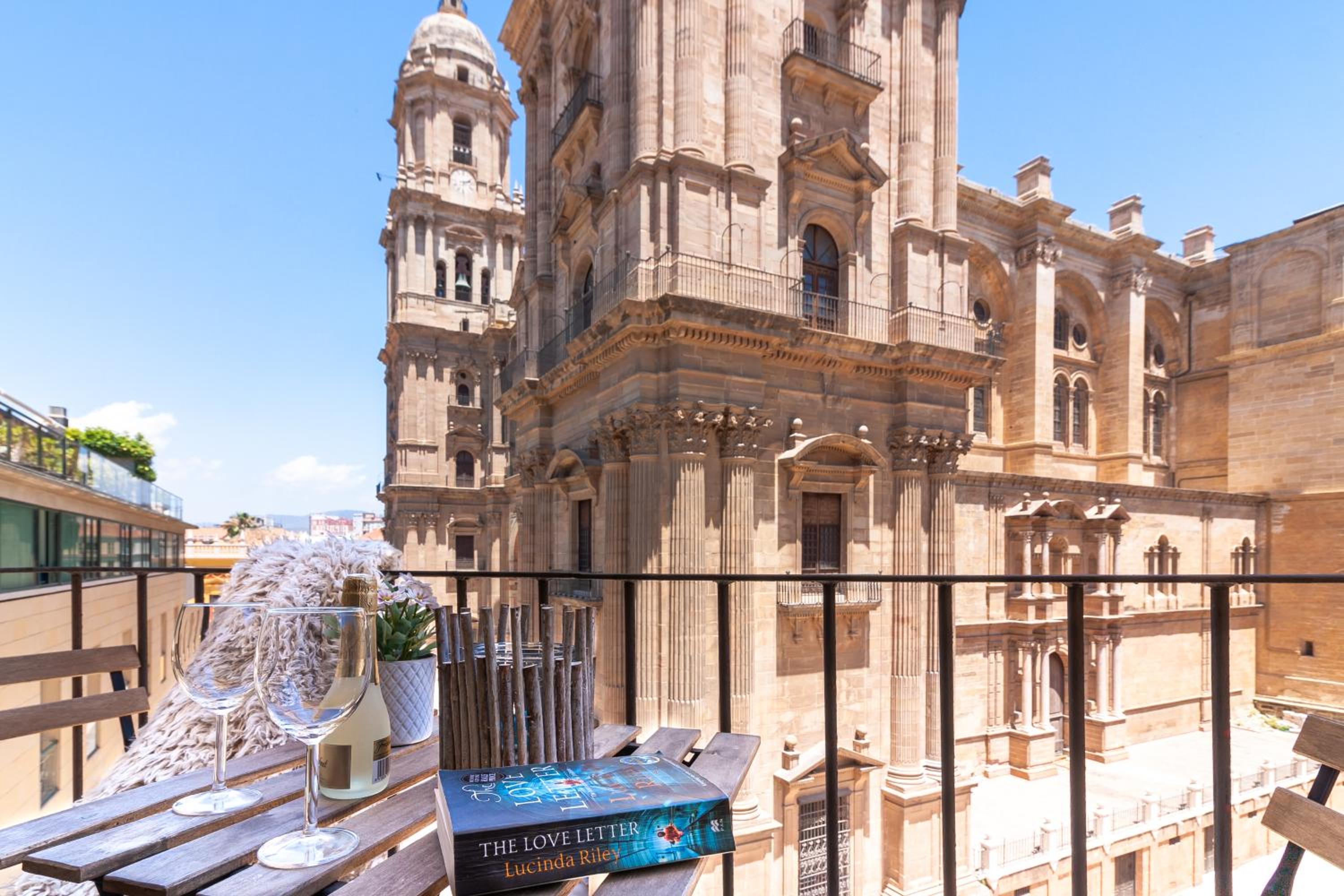 Malaga Center Flat Cathedral