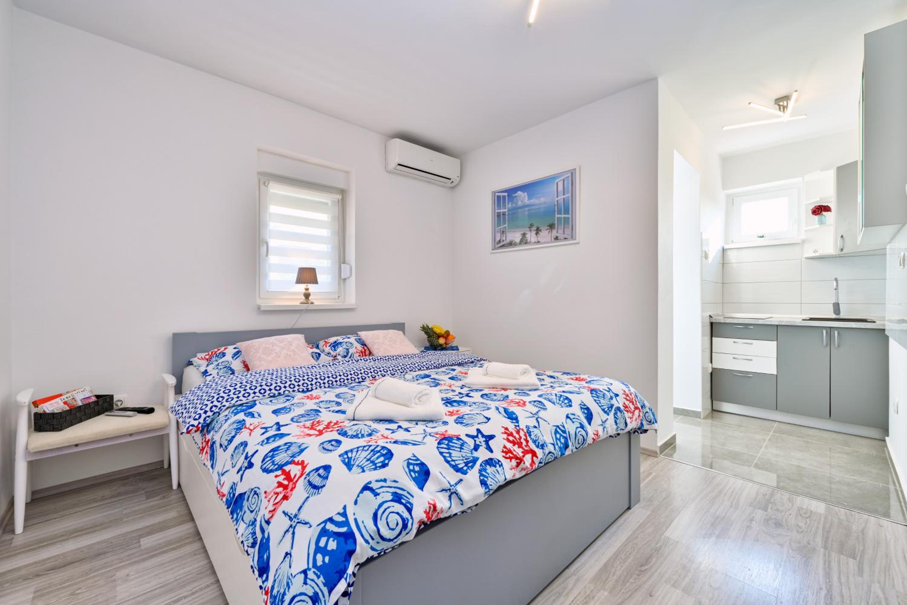 Apartman Franka / Novalja / Zrče view 2