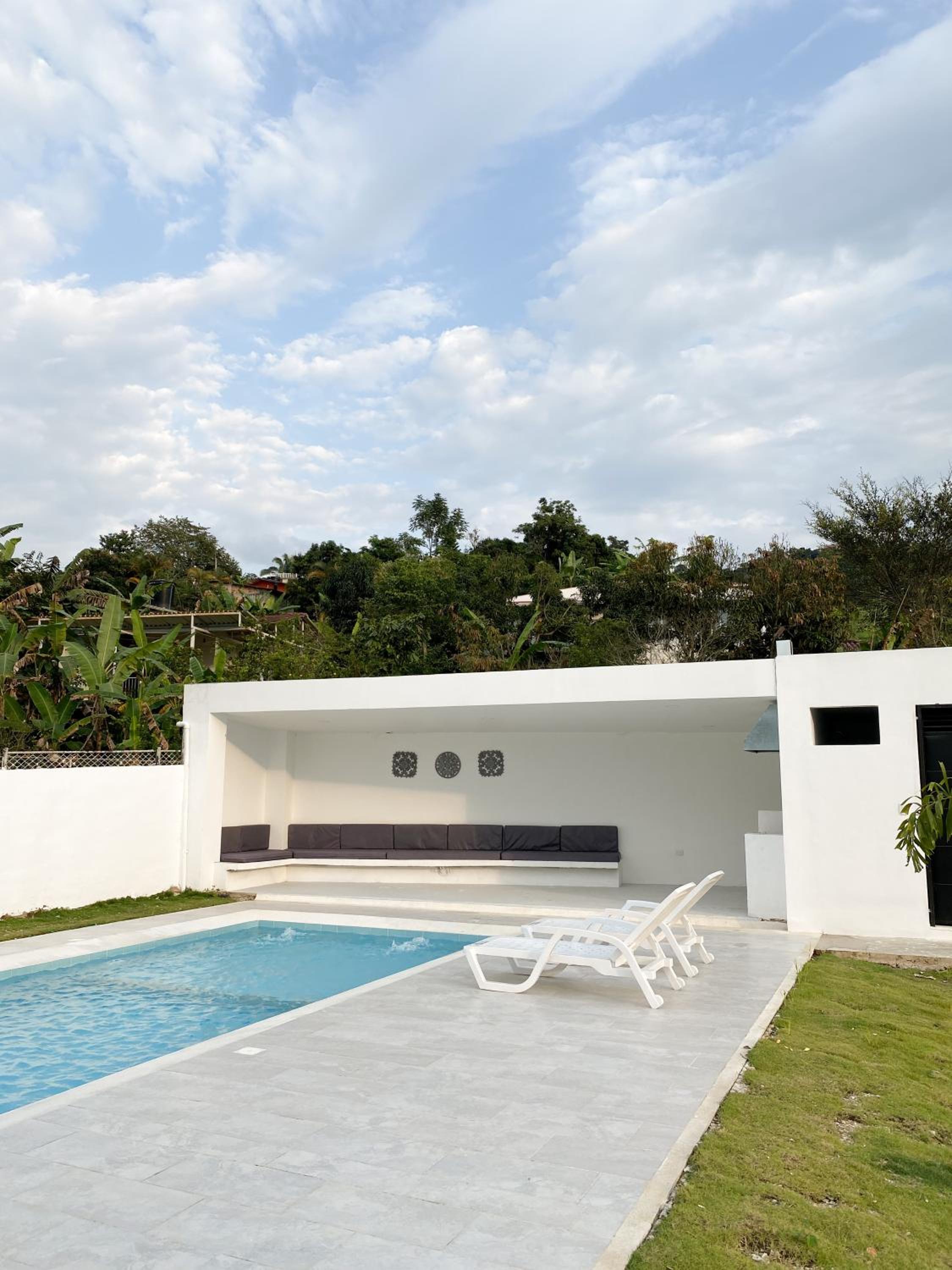 CASA MONTEBELLO CON PISCINA PRIVADA EN LA MESA