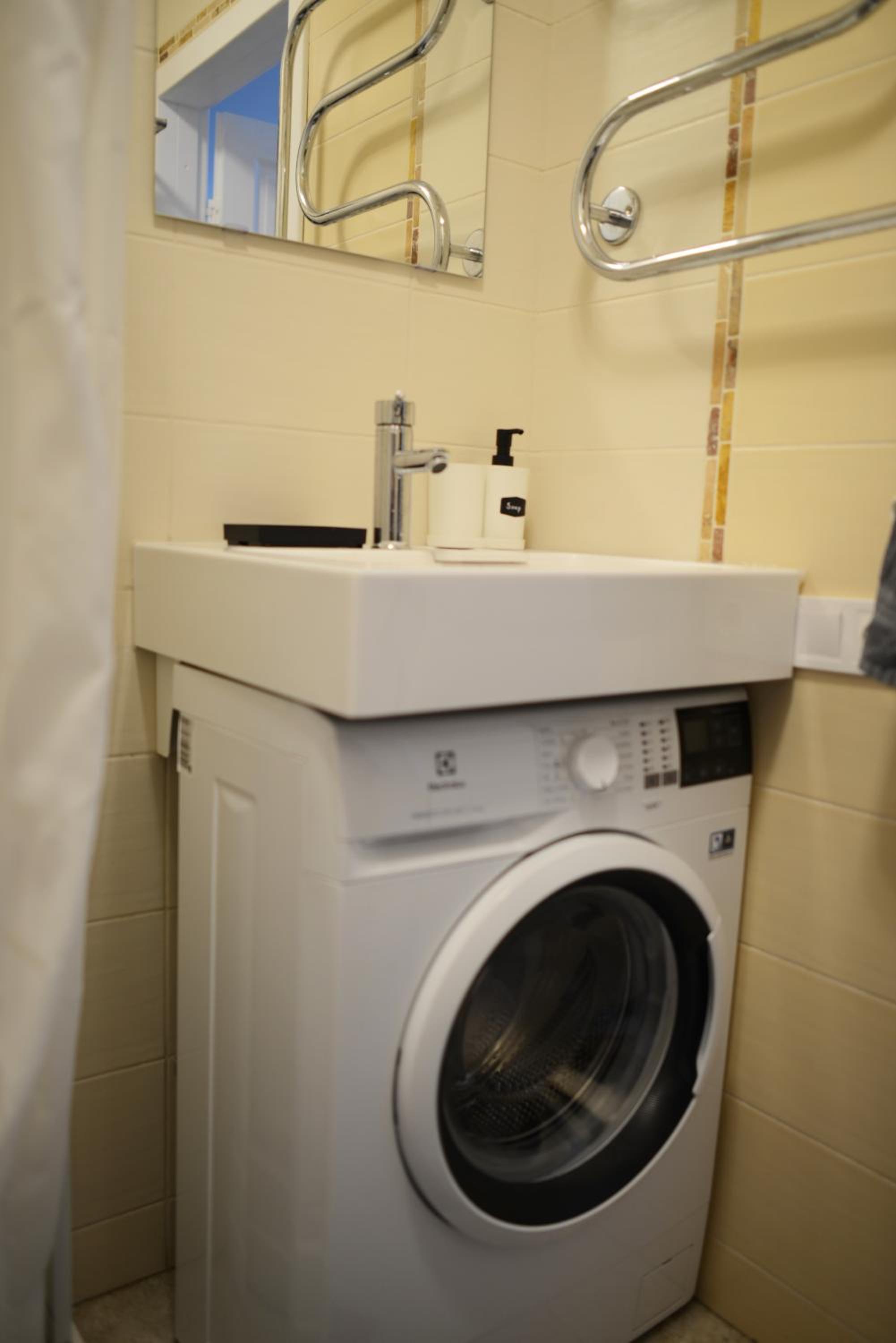 Photo 25