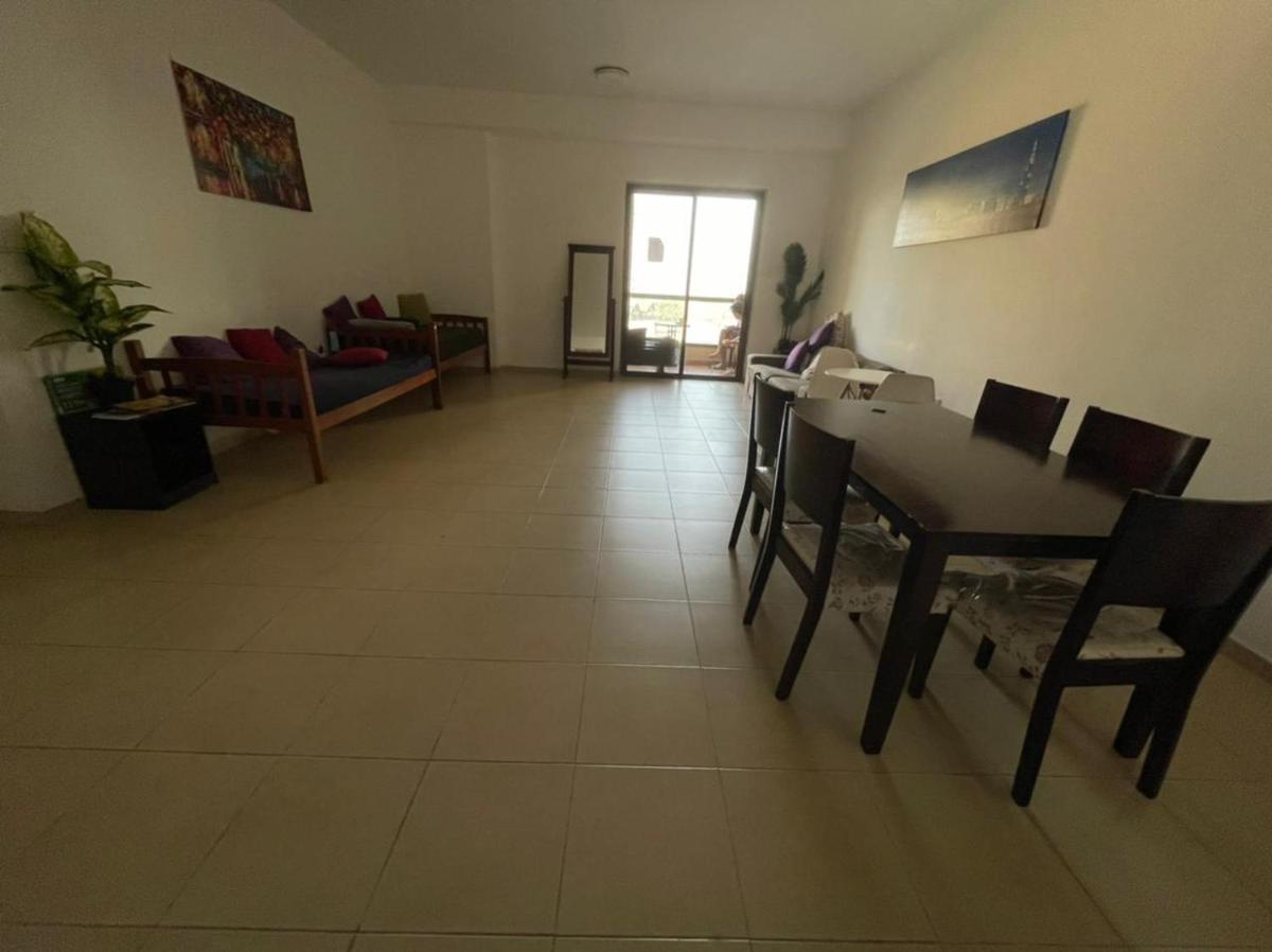 DXB Backpackers