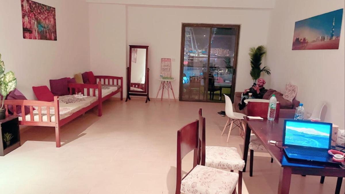 DXB Backpackers