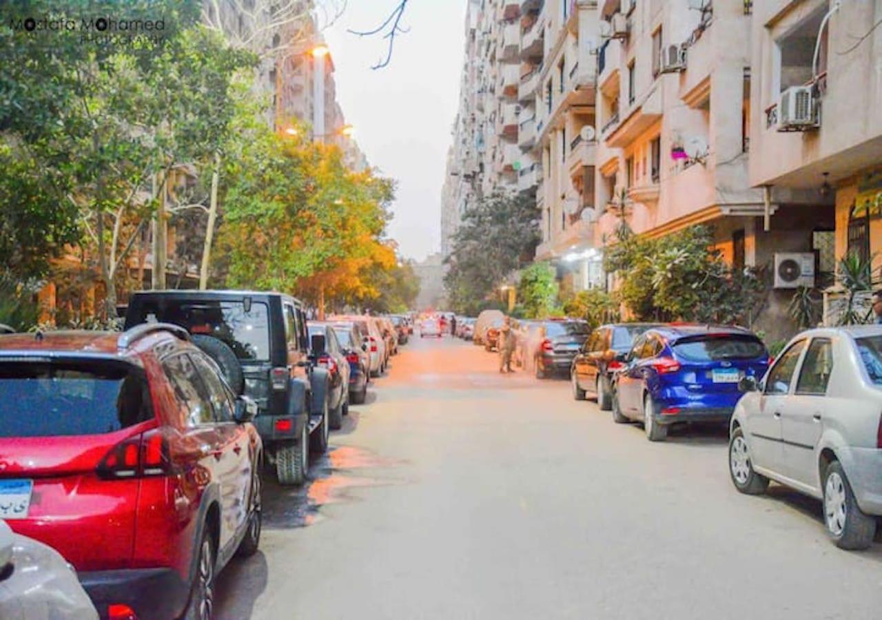 Modern 3 Bedroom Apartment Walk to Cafés & Bookstores