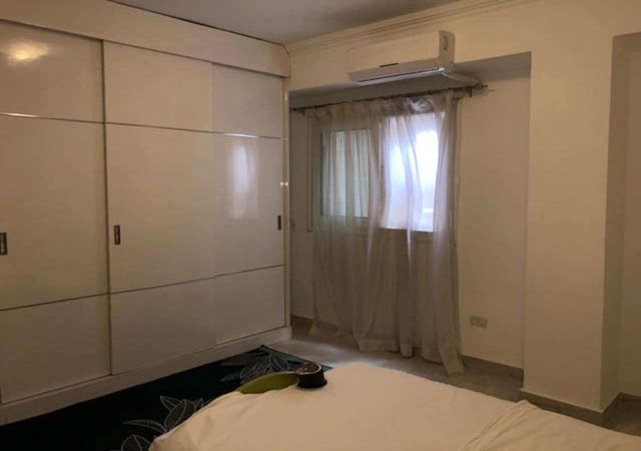 Modern 3 Bedroom Apartment Walk to Cafés & Bookstores