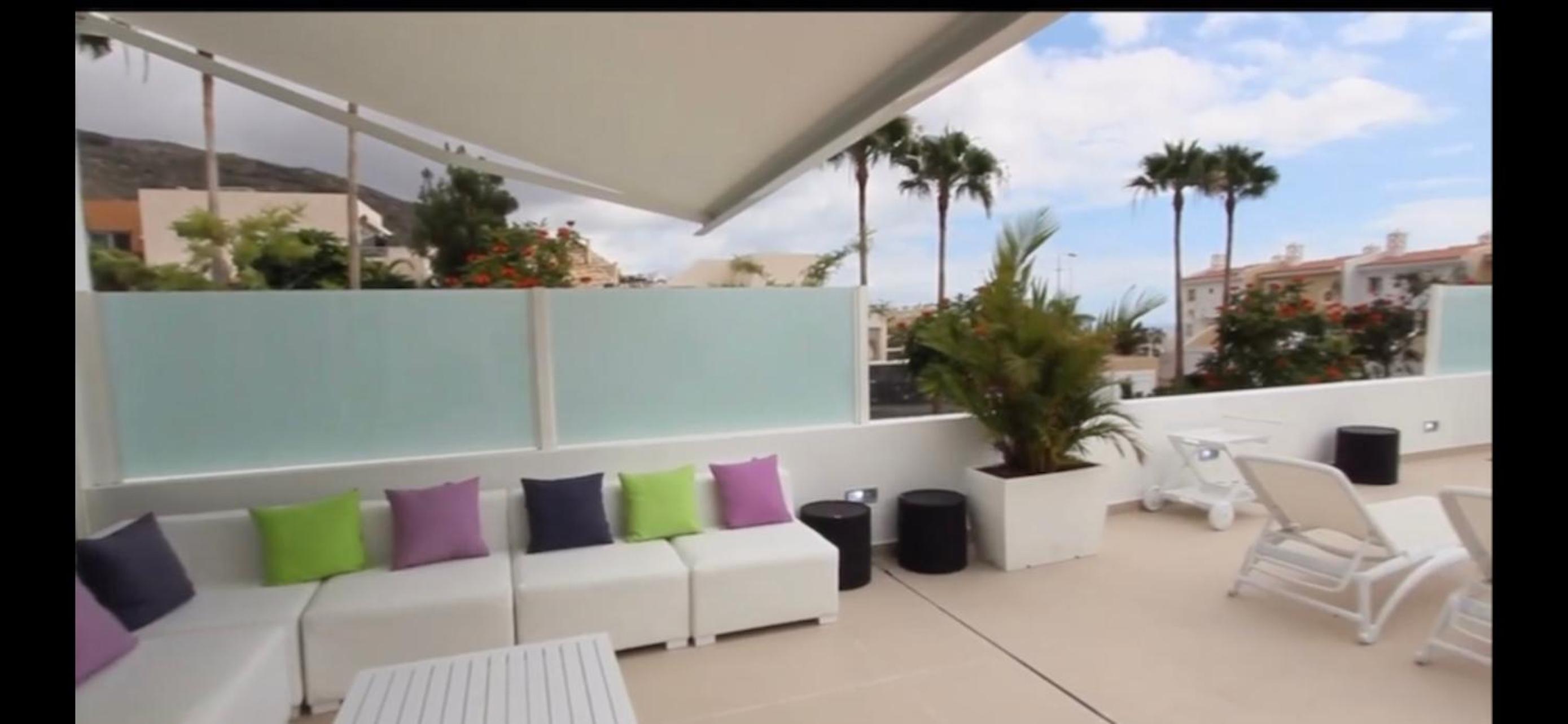 KARAT Villa Esmeralda